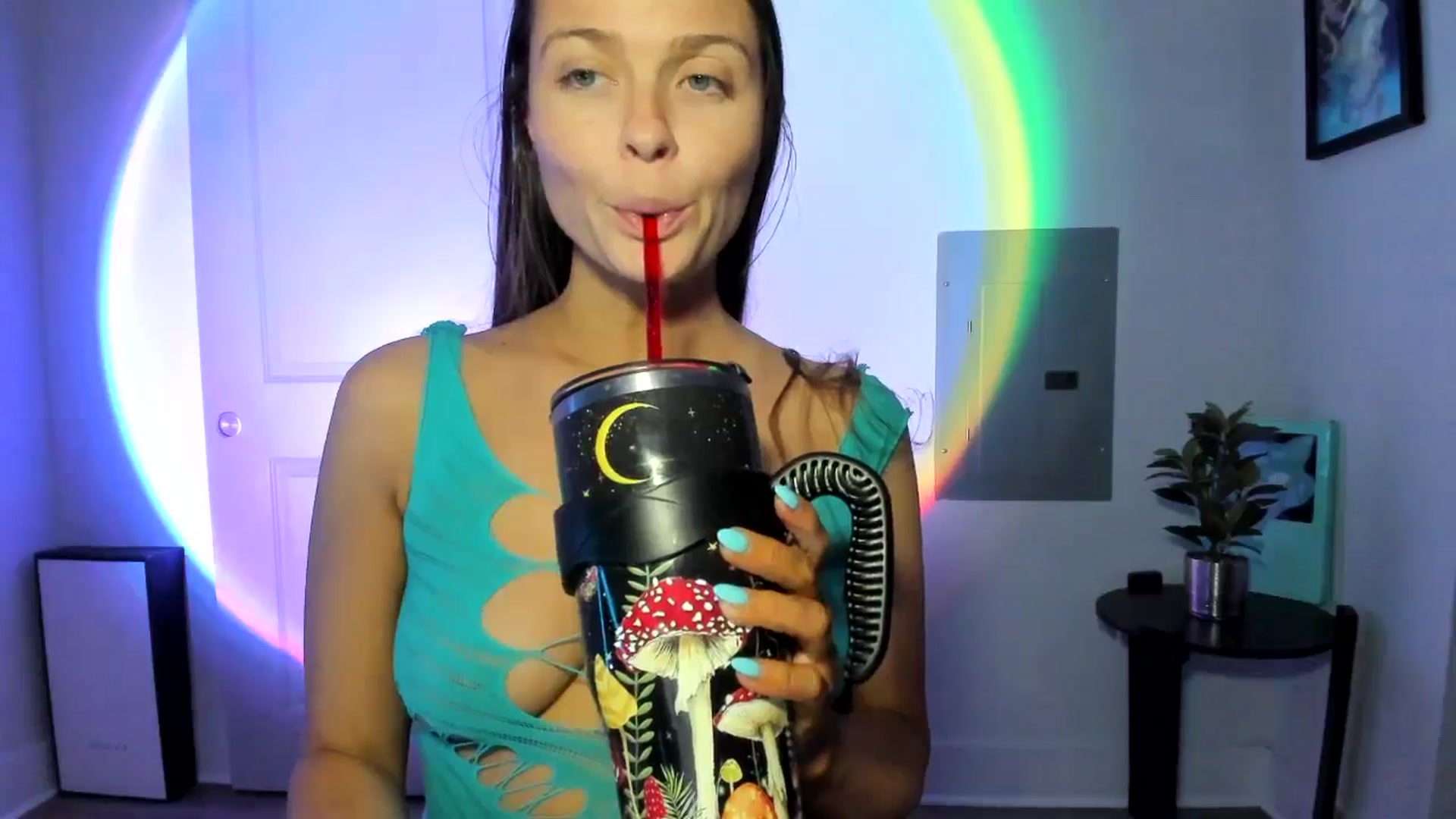 Gallery image thumbnail from Serina_'s myfreecams stream on, 05/24/2024, 09:56 image 10 of 20