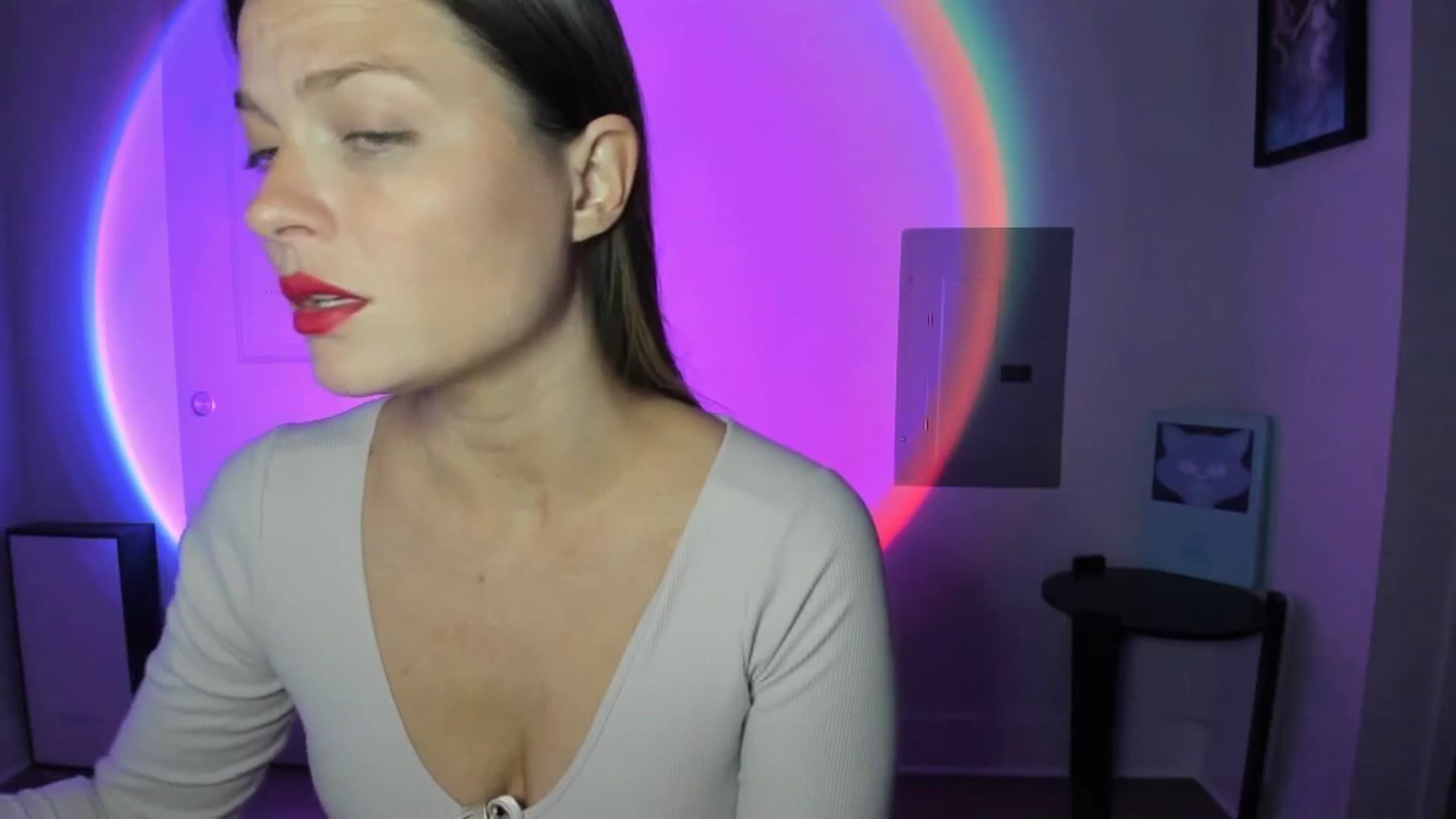 Gallery image thumbnail from Serina_'s myfreecams stream on, 06/03/2024, 08:06 image 11 of 20