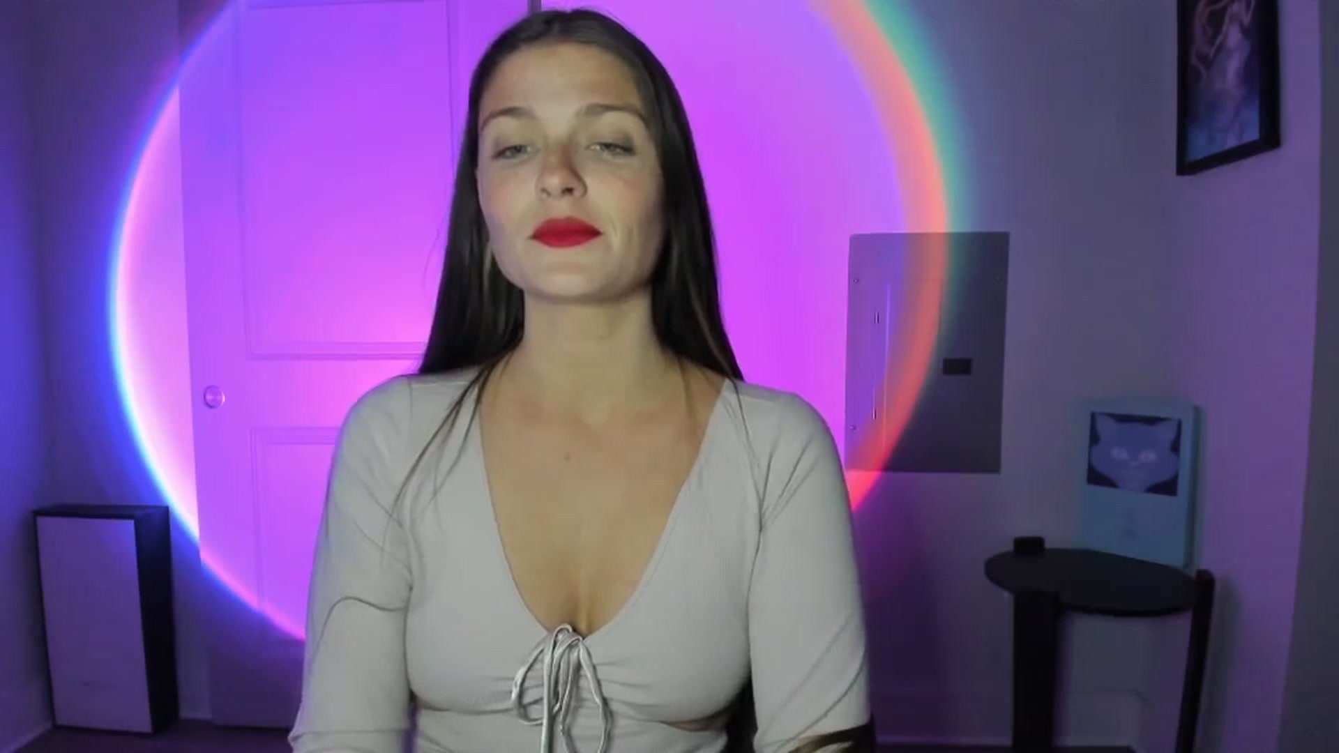 Gallery image thumbnail from Serina_'s myfreecams stream on, 06/03/2024, 08:06 image 7 of 20