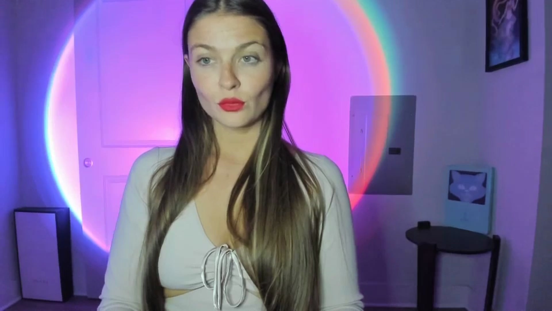 Gallery image thumbnail from Serina_'s myfreecams stream on, 06/03/2024, 08:06 image 6 of 20