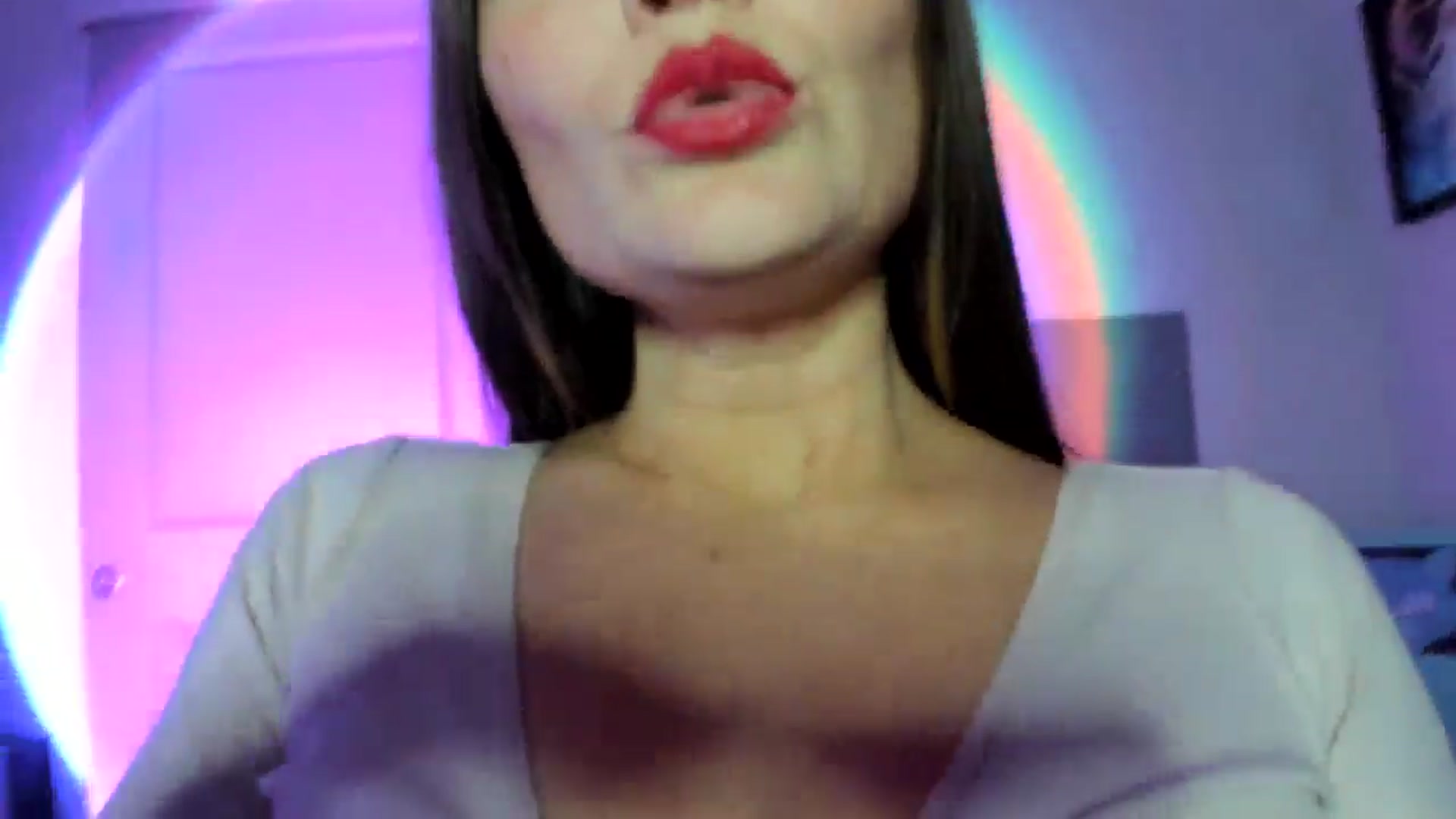 Gallery image thumbnail from Serina_'s myfreecams stream on, 06/03/2024, 09:55 image 4 of 20