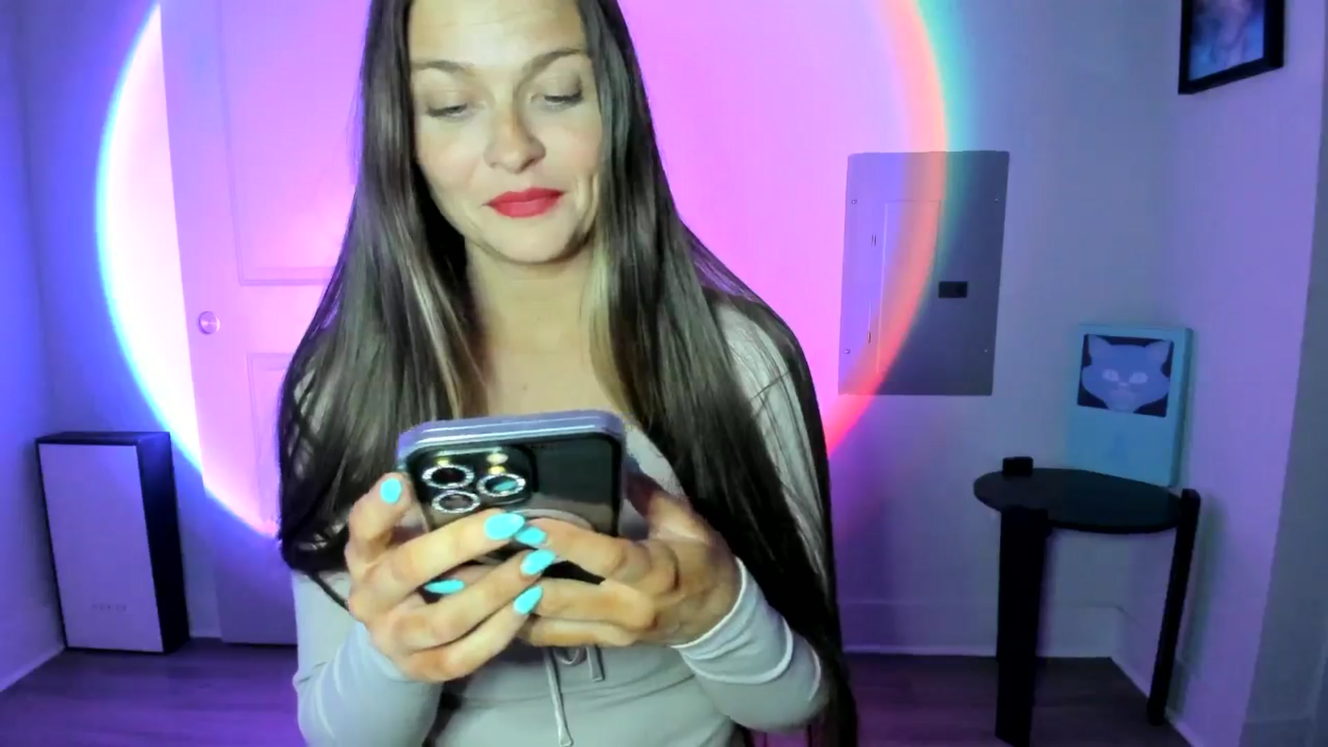Gallery image thumbnail from Serina_'s myfreecams stream on, 06/03/2024, 09:55 image 18 of 20