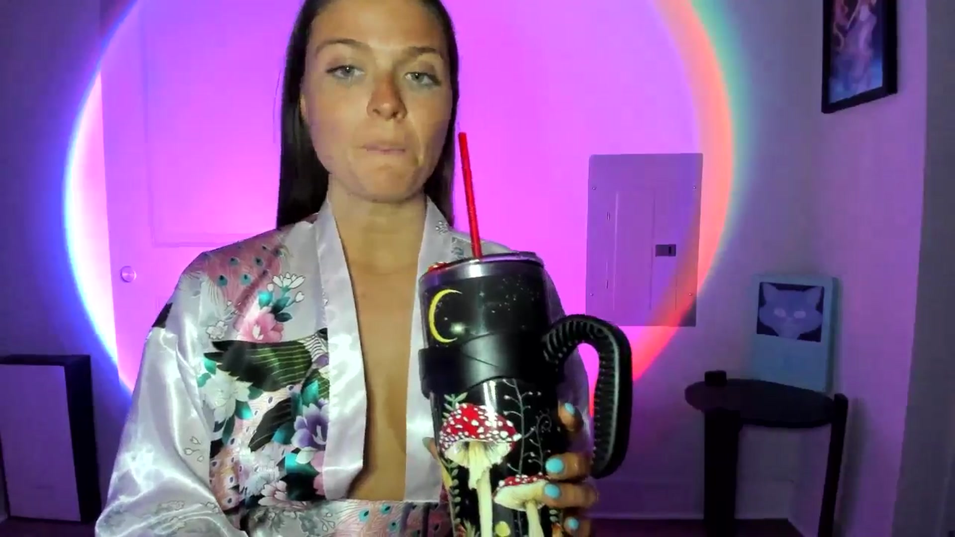 Gallery image thumbnail from Serina_'s myfreecams stream on, 06/04/2024, 09:39 image 4 of 20