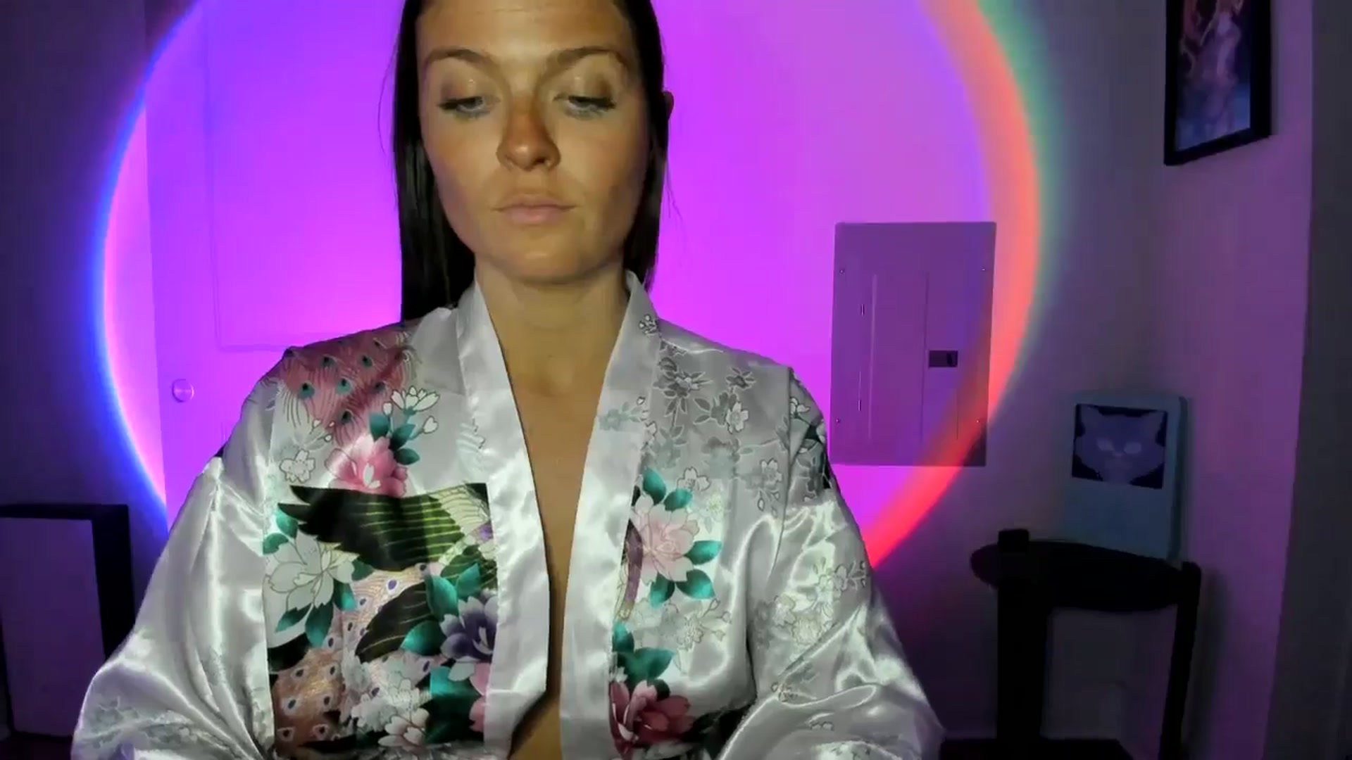 Gallery image thumbnail from Serina_'s myfreecams stream on, 06/04/2024, 09:39 image 5 of 20