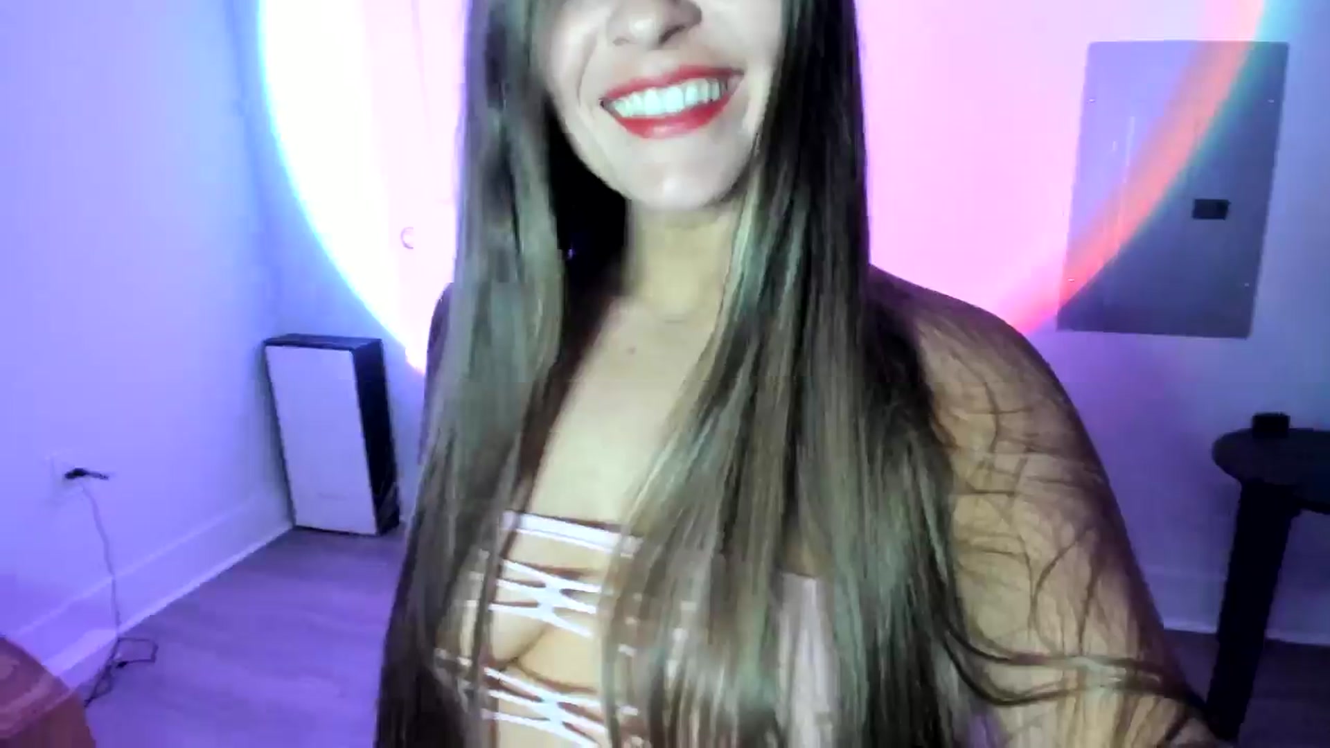 Gallery image thumbnail from Serina_'s myfreecams stream on, 06/09/2024, 09:27 image 3 of 20
