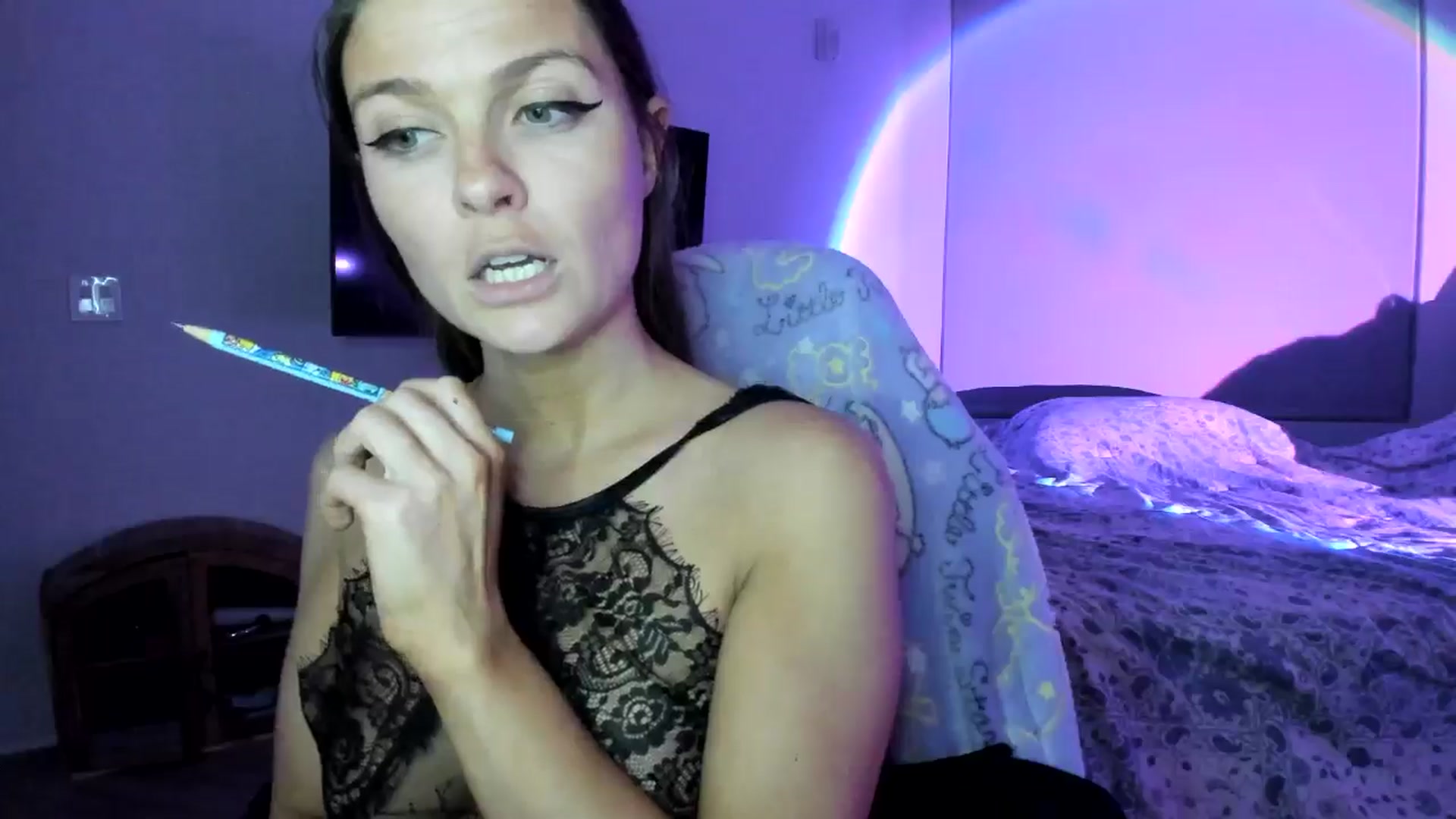 Gallery image thumbnail from Serina_'s myfreecams stream on, 06/20/2024, 10:28 image 11 of 20