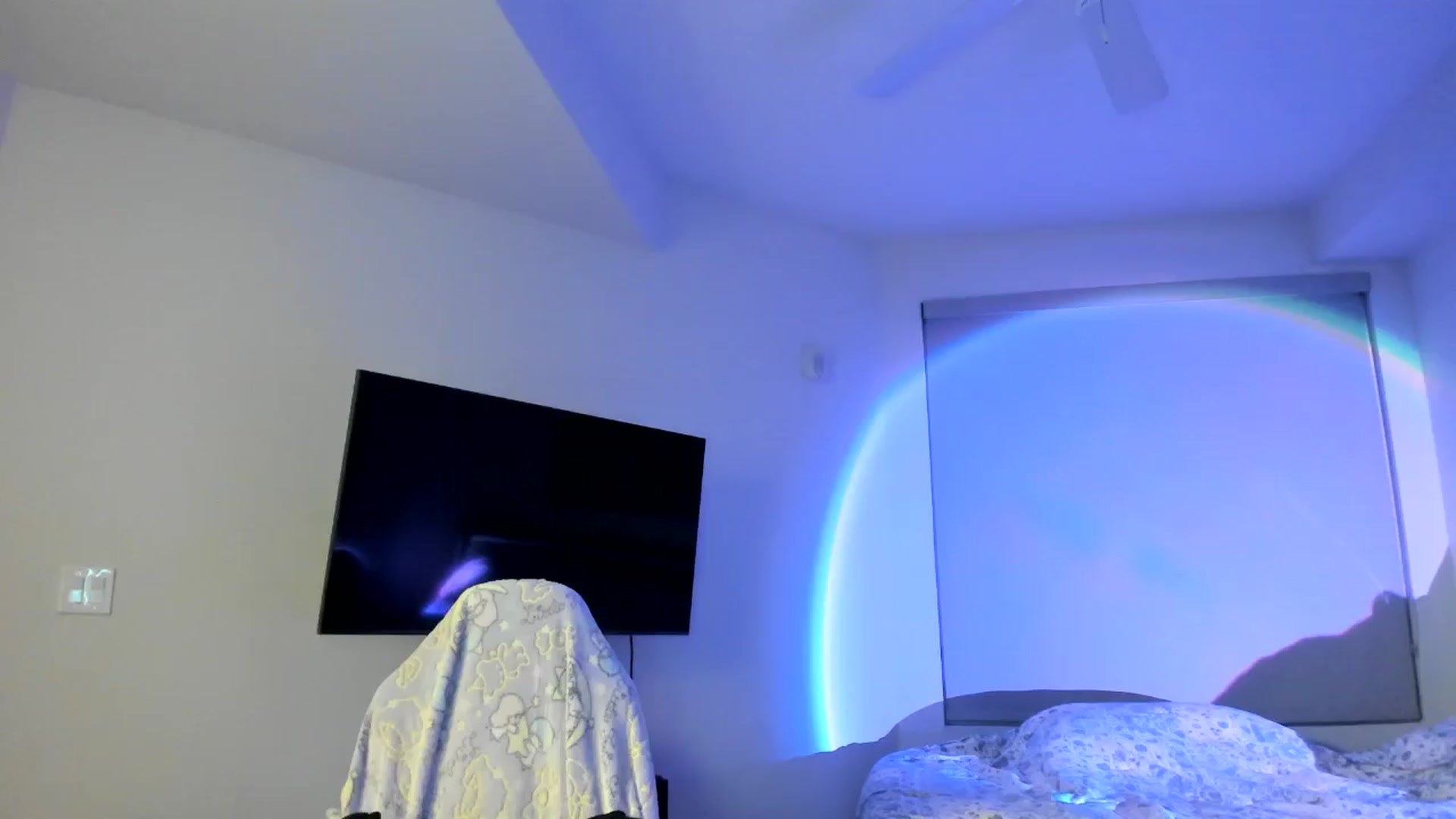 Gallery image thumbnail from Serina_'s myfreecams stream on, 06/20/2024, 10:28 image 14 of 20