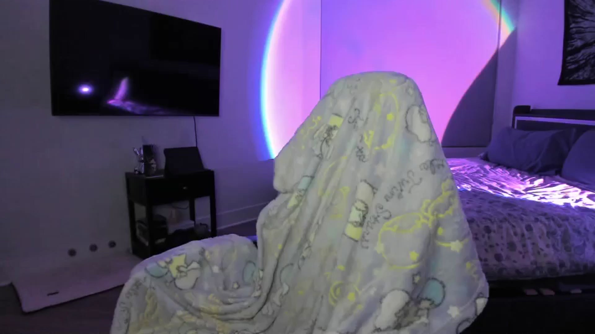 Gallery image thumbnail from Serina_'s myfreecams stream on, 06/25/2024, 09:16 image 9 of 20