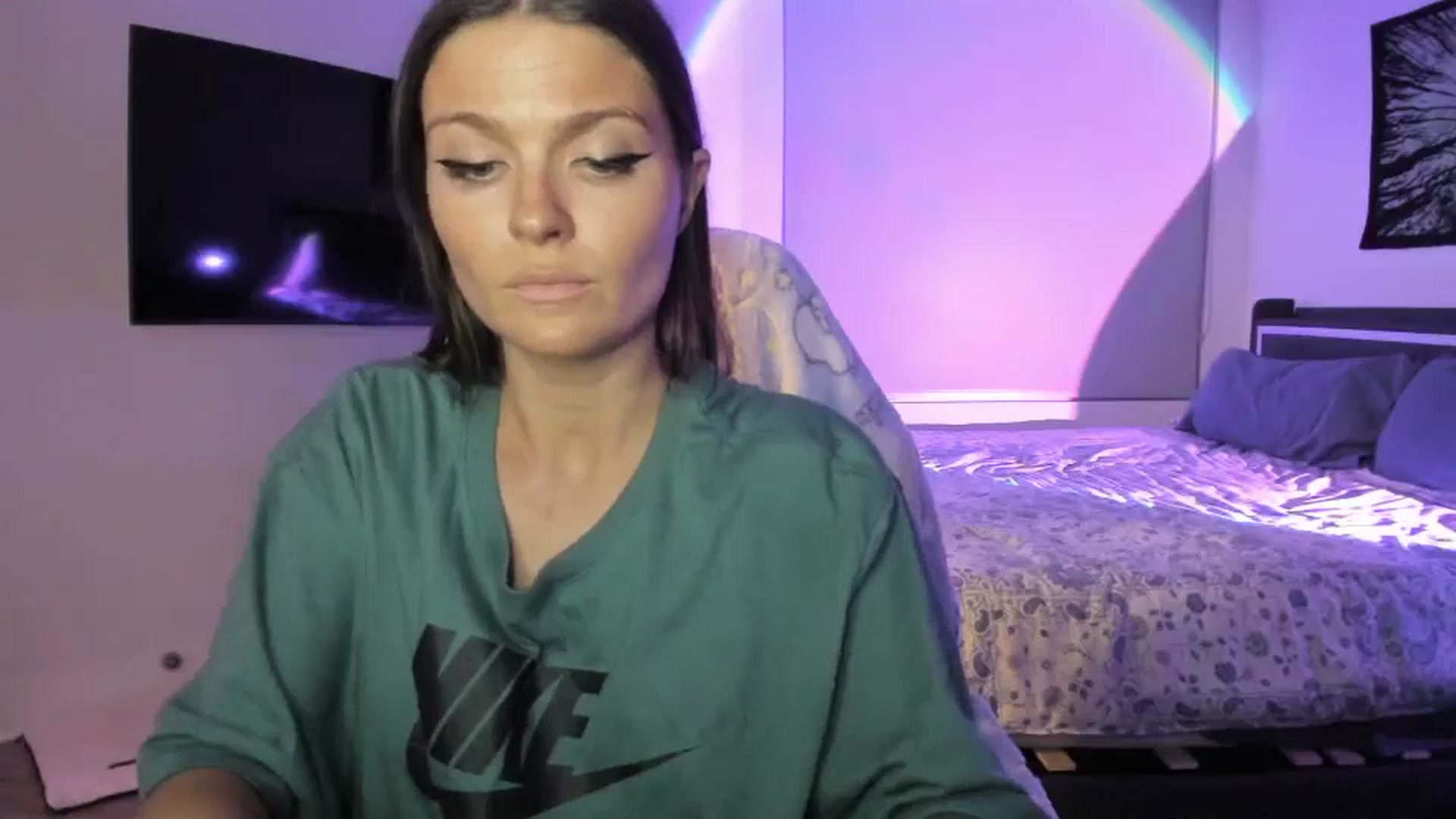 Gallery image thumbnail from Serina_'s myfreecams stream on, 06/25/2024, 09:16 image 19 of 20