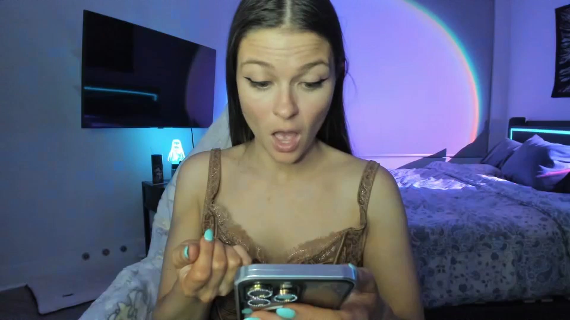 Gallery image thumbnail from Serina_'s myfreecams stream on, 06/26/2024, 09:41 image 4 of 20