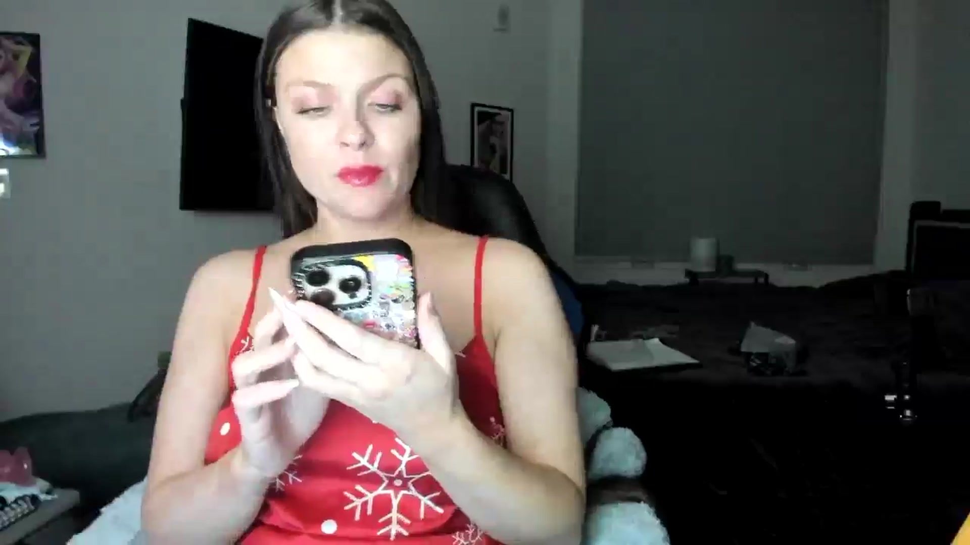 Gallery image thumbnail from Serina_'s myfreecams stream on, 01/02/2025, 10:37 image 15 of 20
