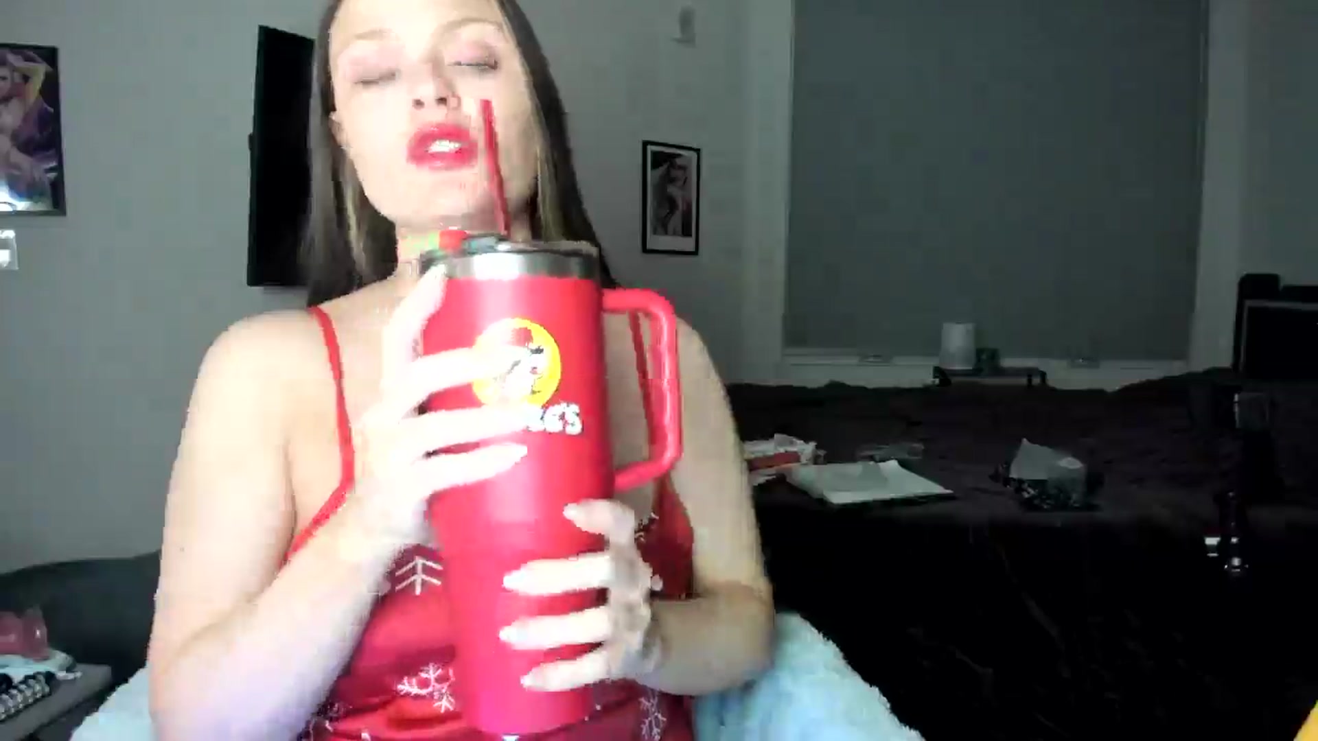 Gallery image thumbnail from Serina_'s myfreecams stream on, 01/02/2025, 10:37 image 7 of 20