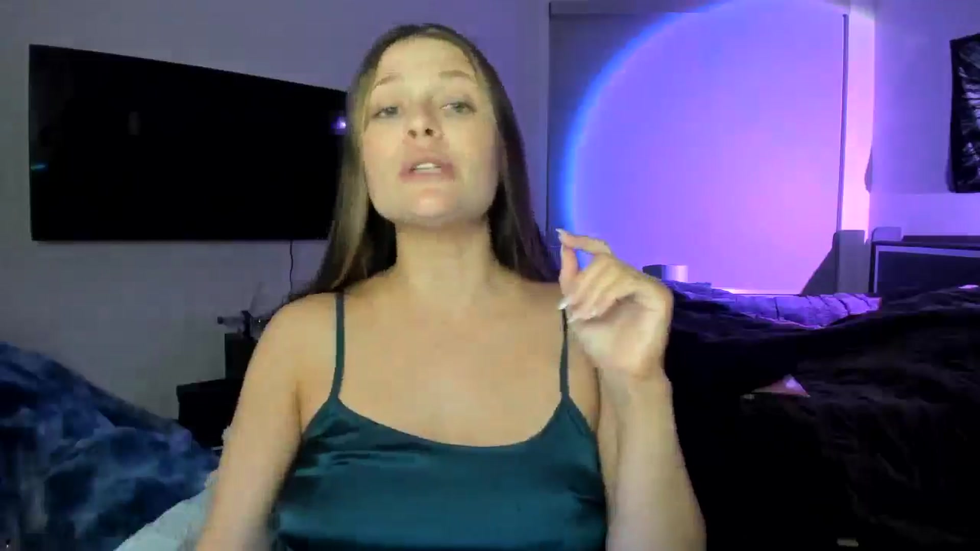 Gallery image thumbnail from Serina_'s myfreecams stream on, 01/17/2025, 08:37 image 5 of 20