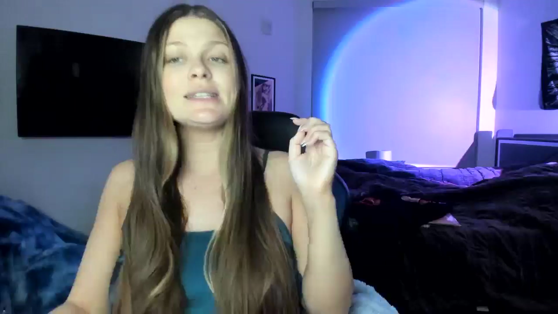 Gallery image thumbnail from Serina_'s myfreecams stream on, 01/17/2025, 08:37 image 10 of 20