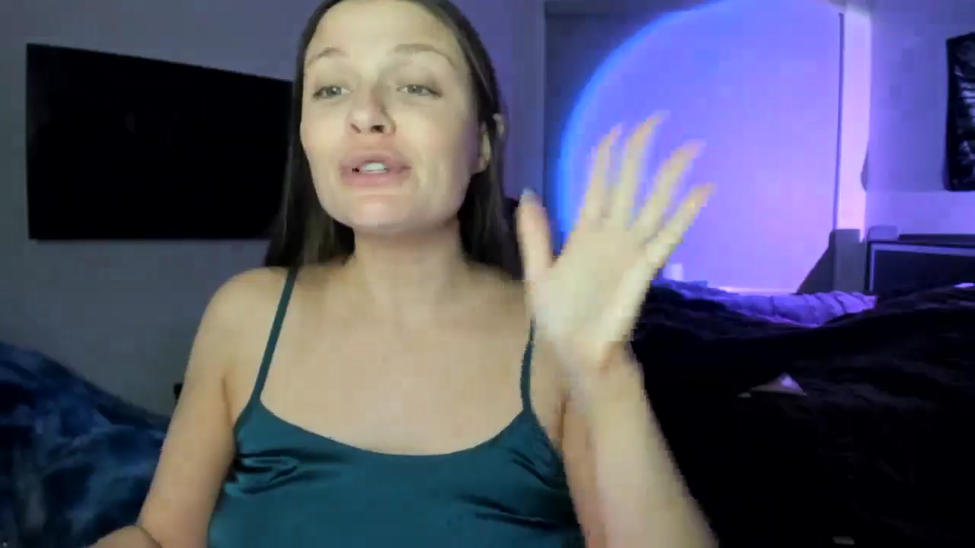 Gallery image thumbnail from Serina_'s myfreecams stream on, 01/17/2025, 08:37 image 6 of 20