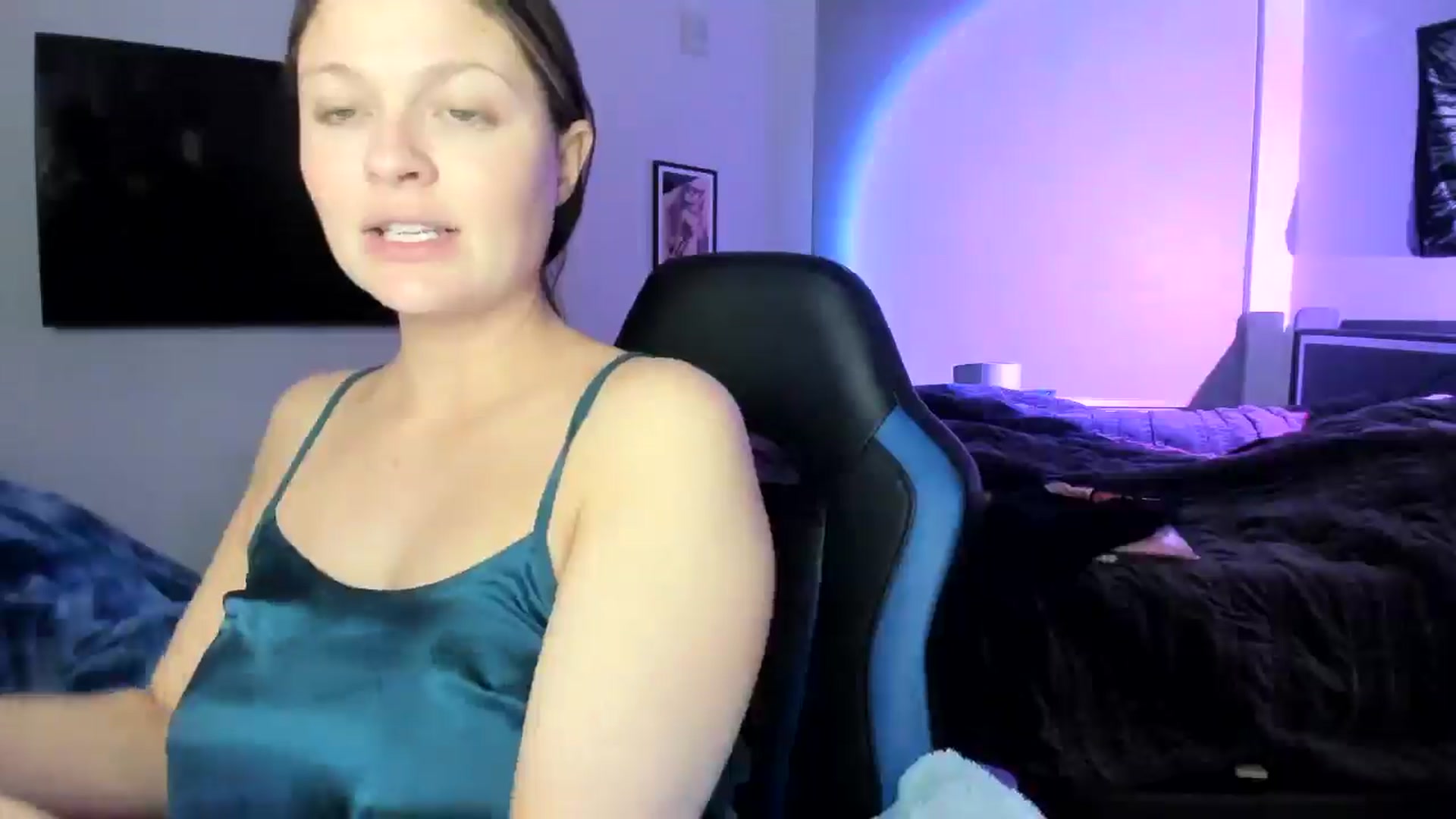 Gallery image thumbnail from Serina_'s myfreecams stream on, 01/17/2025, 08:37 image 15 of 20
