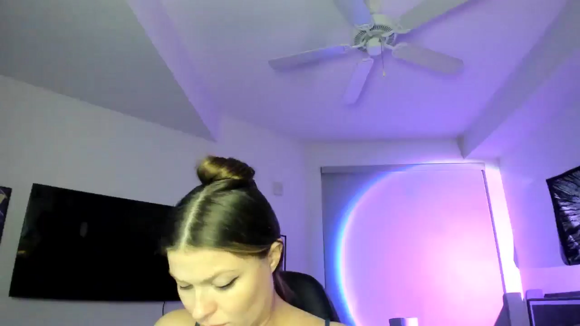 Gallery image thumbnail from Serina_'s myfreecams stream on, 01/17/2025, 08:37 image 20 of 20