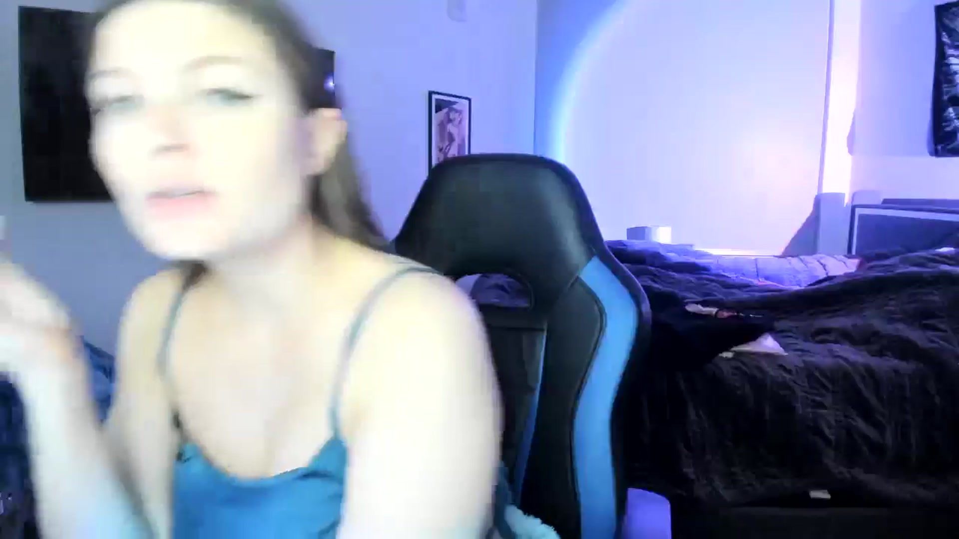Gallery image thumbnail from Serina_'s myfreecams stream on, 01/17/2025, 09:05 image 6 of 20