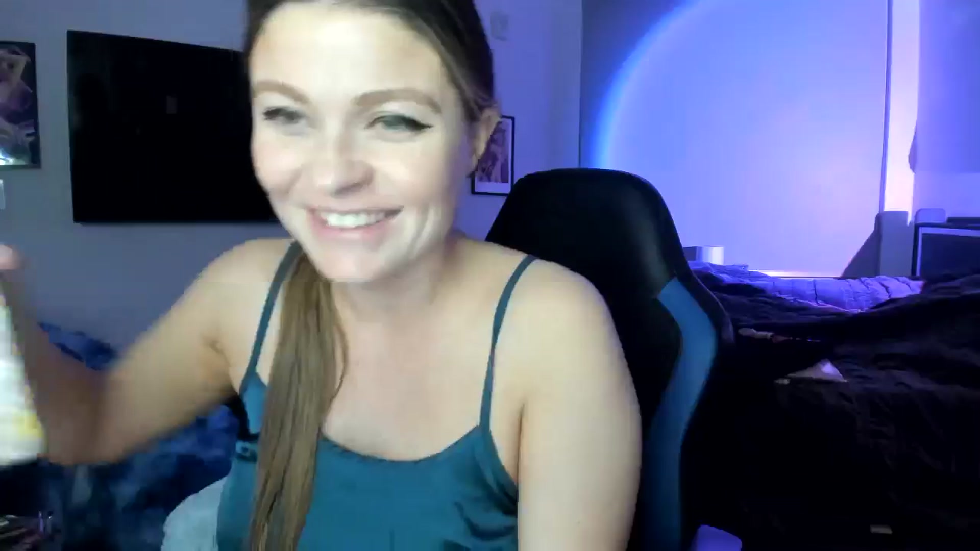 Gallery image thumbnail from Serina_'s myfreecams stream on, 01/17/2025, 09:46 image 20 of 20