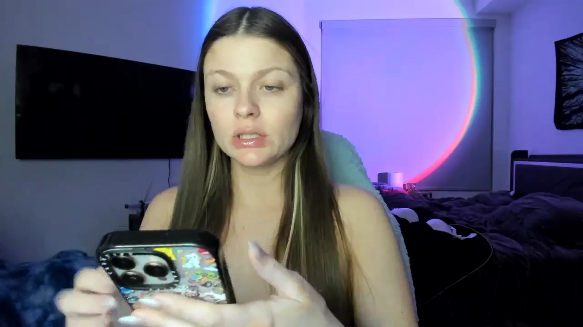 Gallery image thumbnail from Serina_'s myfreecams stream on, 01/19/2025, 08:56 image 2 of 20