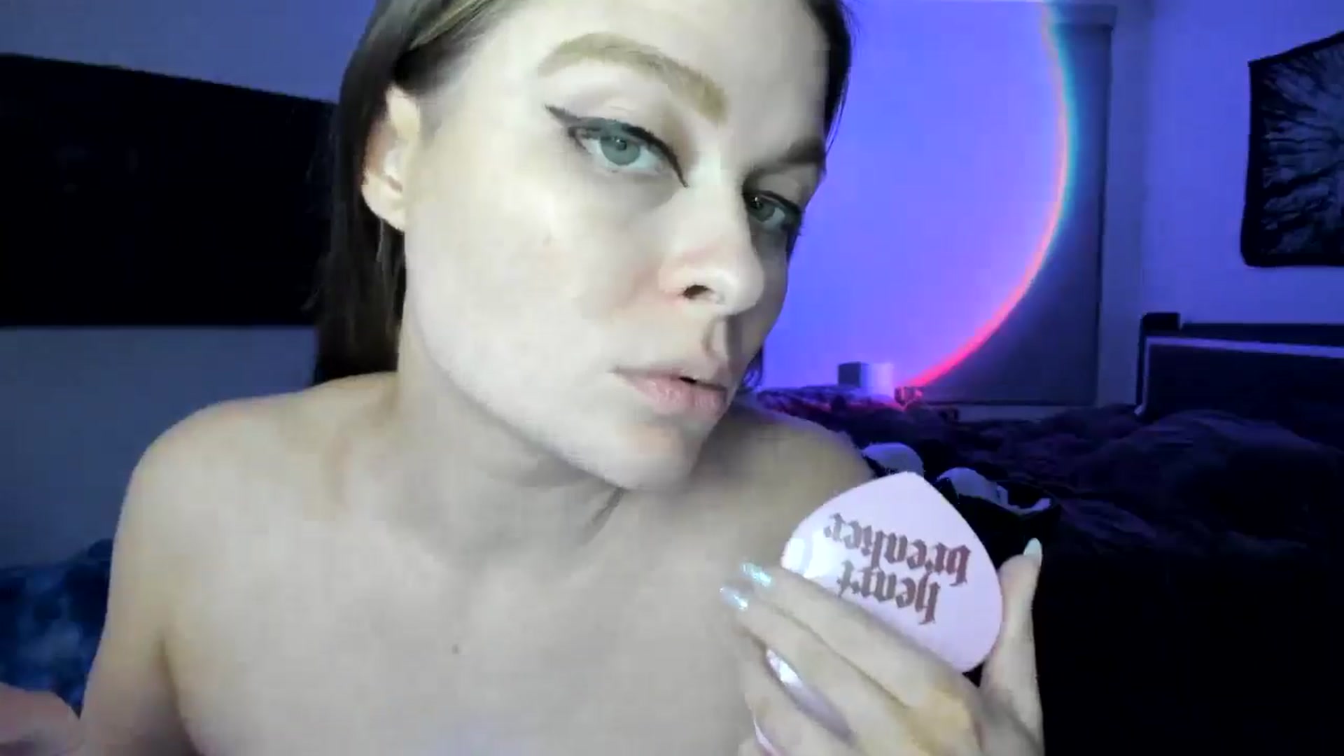 Gallery image thumbnail from Serina_'s myfreecams stream on, 01/19/2025, 11:44 image 15 of 20