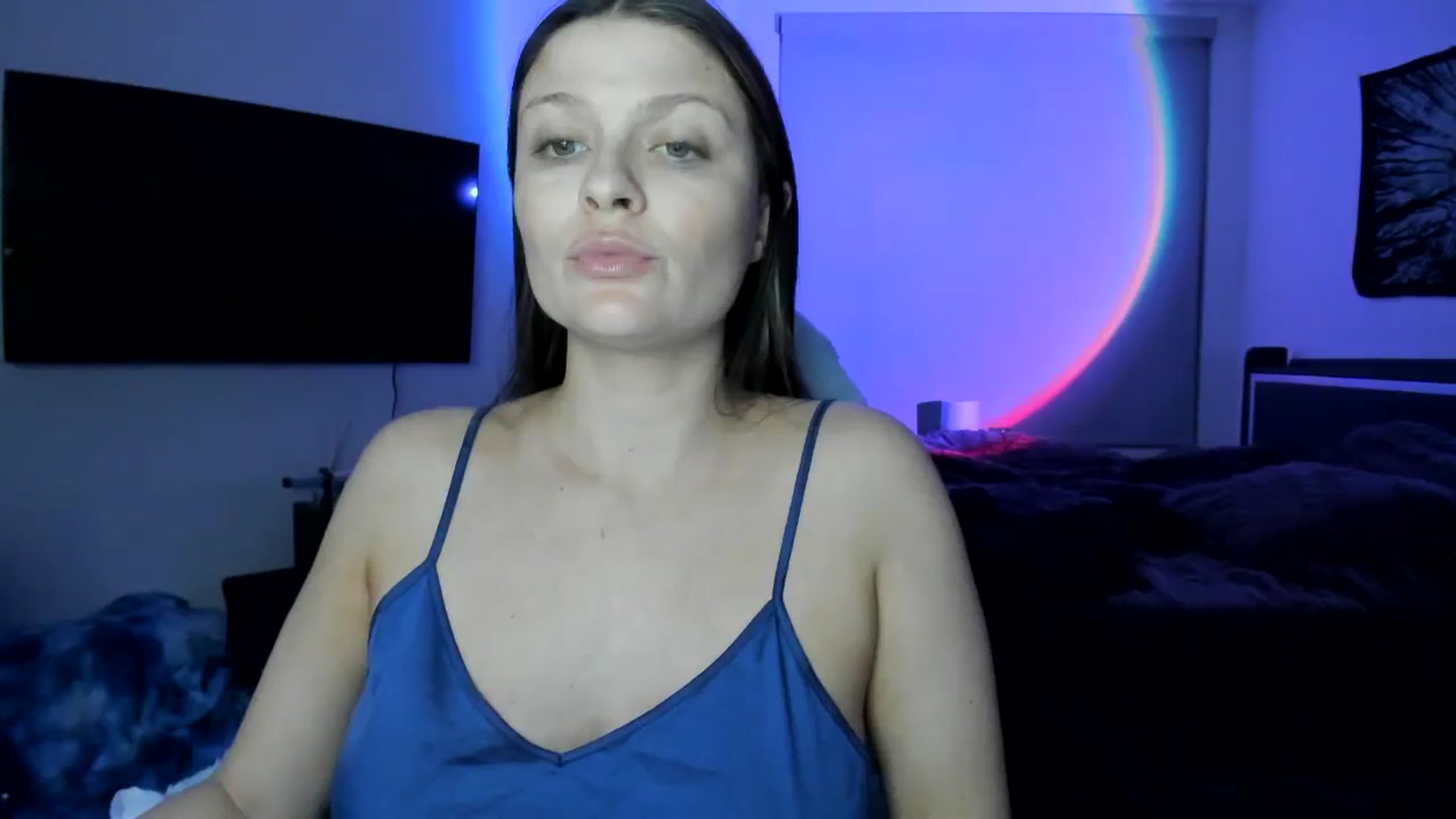 Gallery image thumbnail from Serina_'s myfreecams stream on, 01/20/2025, 07:51 image 5 of 20