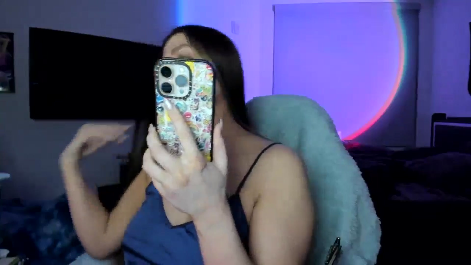 Gallery image thumbnail from Serina_'s myfreecams stream on, 01/20/2025, 08:20 image 19 of 20