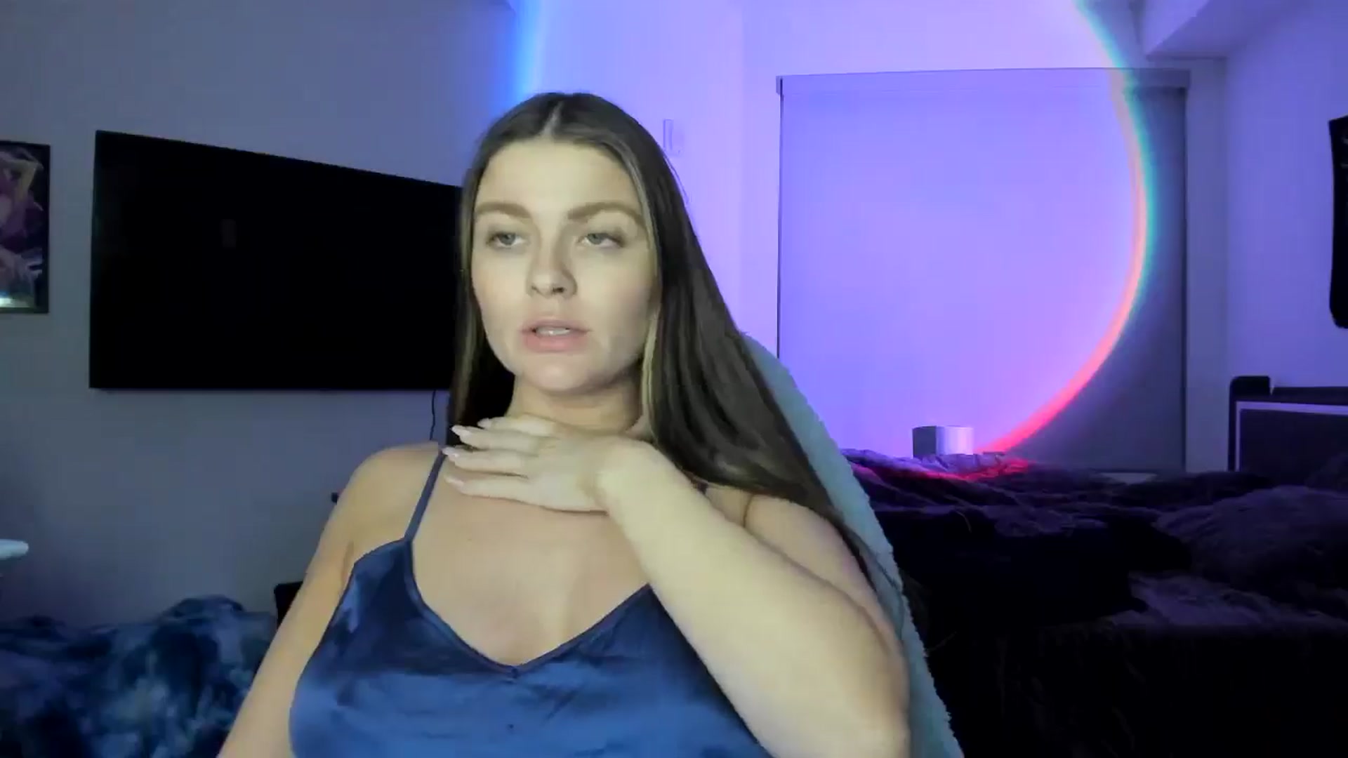 Gallery image thumbnail from Serina_'s myfreecams stream on, 01/20/2025, 08:20 image 12 of 20