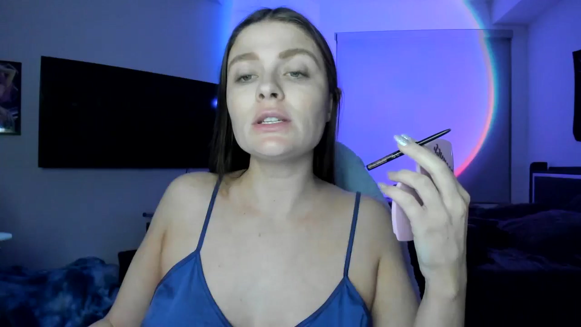 Gallery image thumbnail from Serina_'s myfreecams stream on, 01/20/2025, 08:20 image 10 of 20