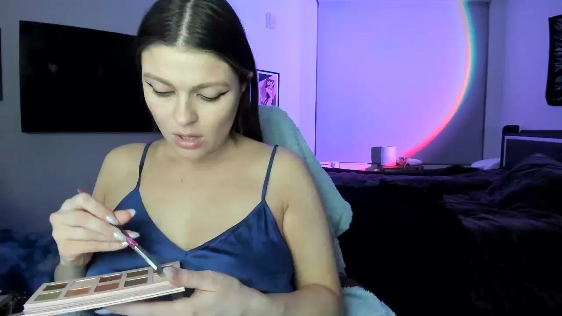 Gallery image thumbnail from Serina_'s myfreecams stream on, 01/21/2025, 07:32 image 9 of 20
