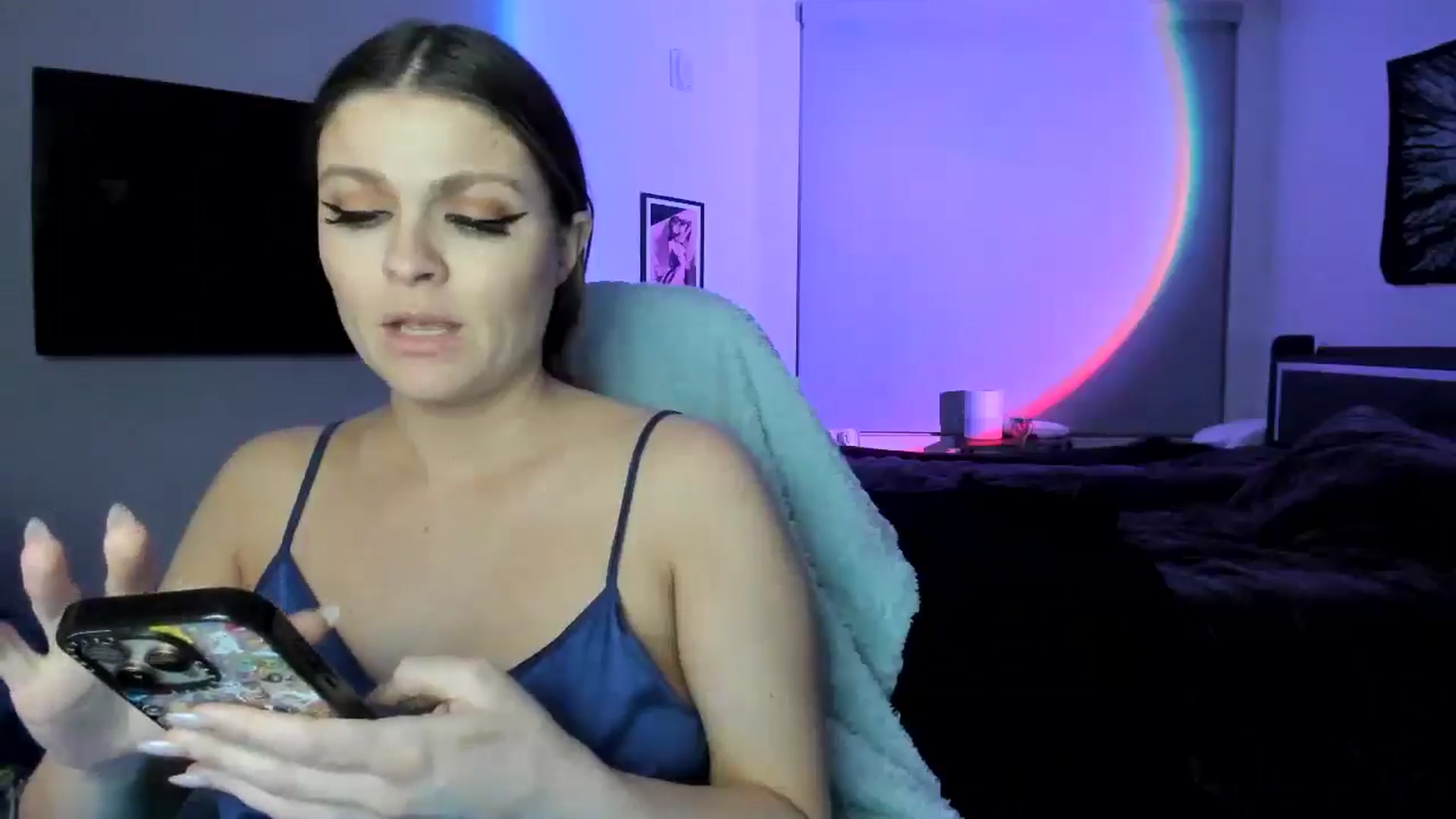 Gallery image thumbnail from Serina_'s myfreecams stream on, 01/21/2025, 09:06 image 2 of 20
