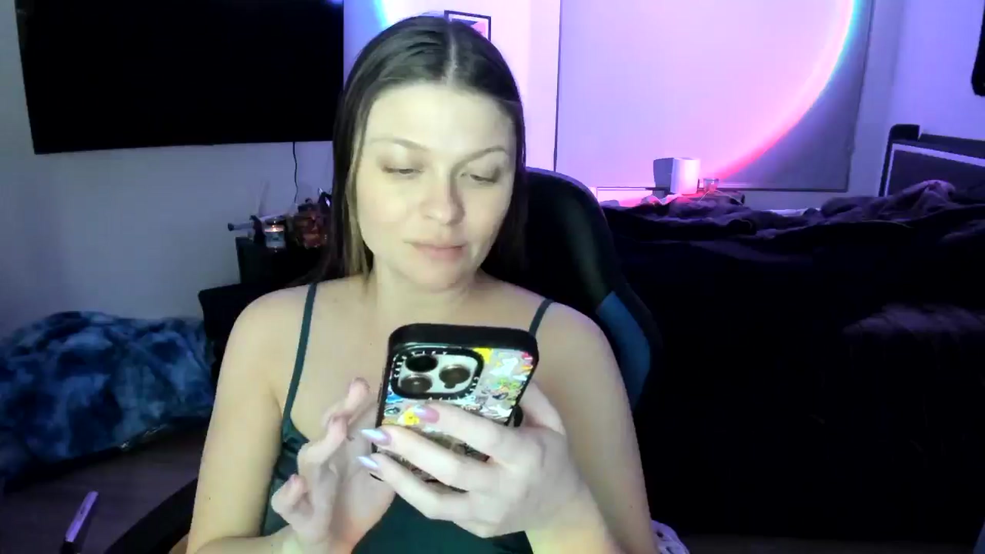 Gallery image thumbnail from Serina_'s myfreecams stream on, 01/28/2025, 08:01 image 18 of 20