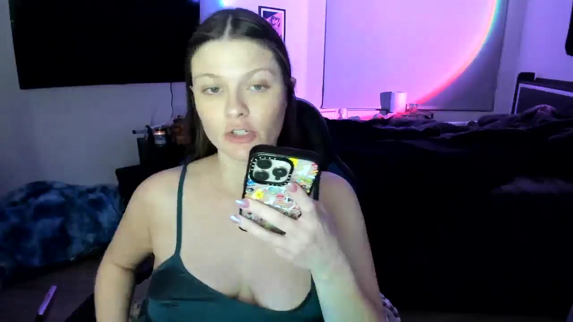 Gallery image thumbnail from Serina_'s myfreecams stream on, 01/28/2025, 08:01 image 7 of 20