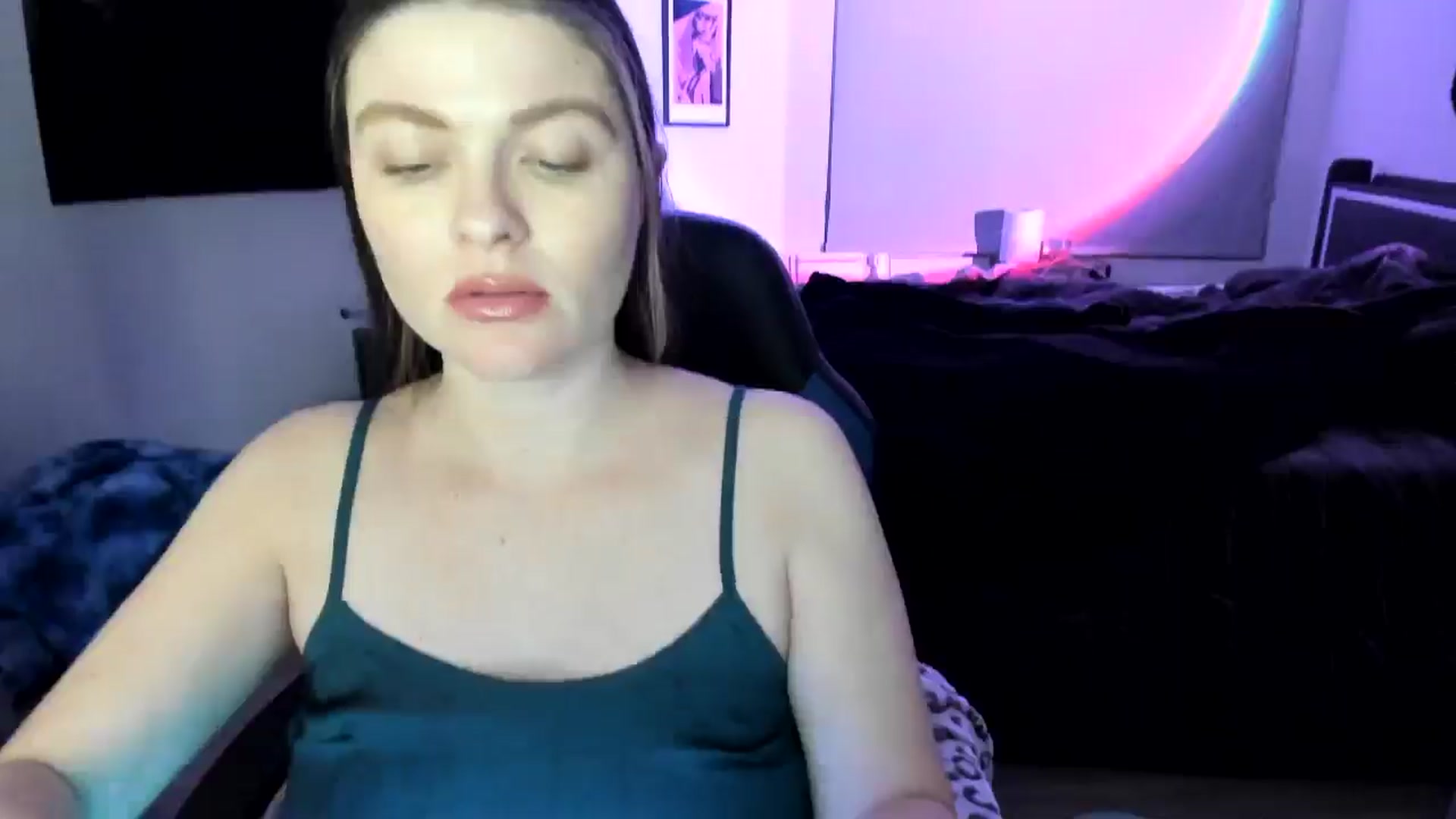 Gallery image thumbnail from Serina_'s myfreecams stream on, 01/28/2025, 08:51 image 18 of 20