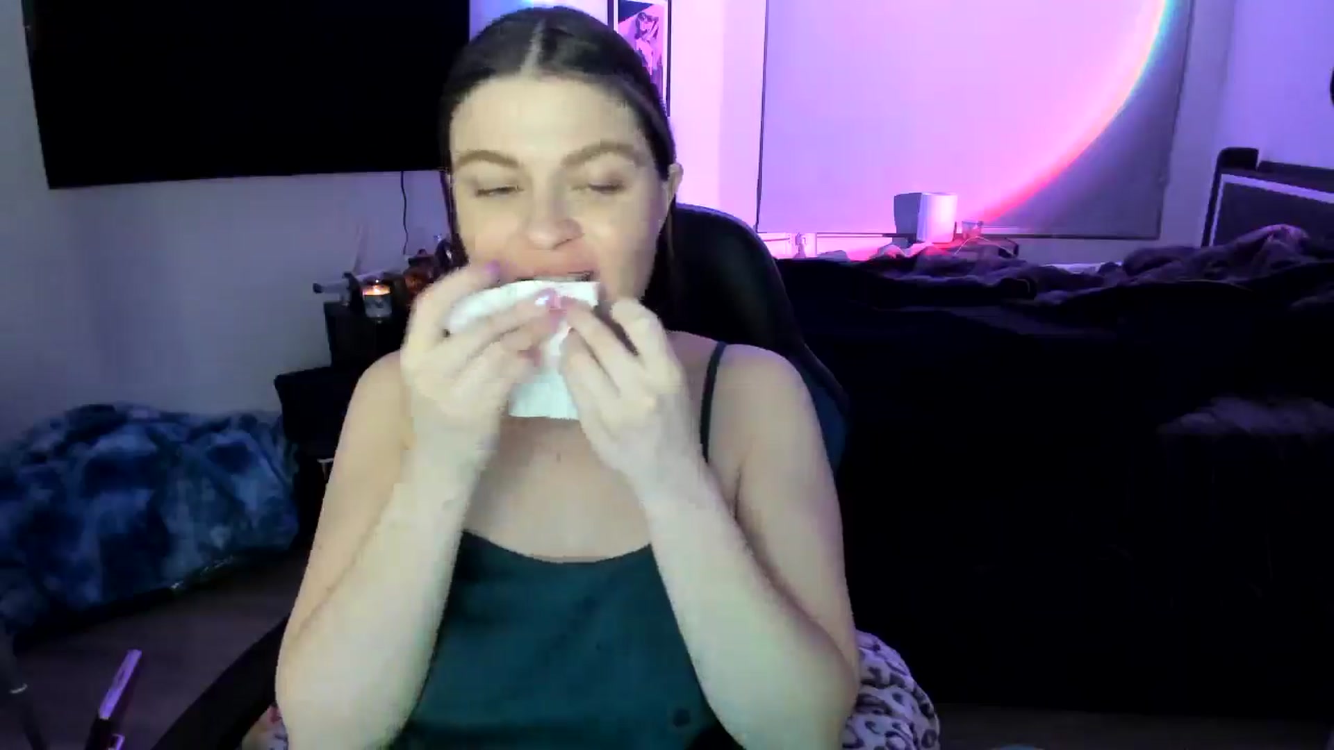 Gallery image thumbnail from Serina_'s myfreecams stream on, 01/28/2025, 08:51 image 15 of 20