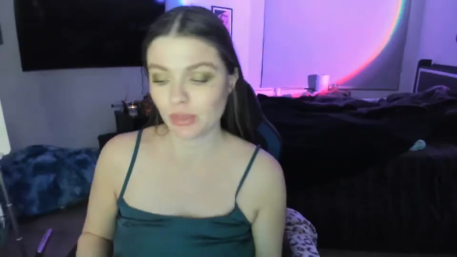 Gallery image thumbnail from Serina_'s myfreecams stream on, 01/28/2025, 09:35 image 20 of 20