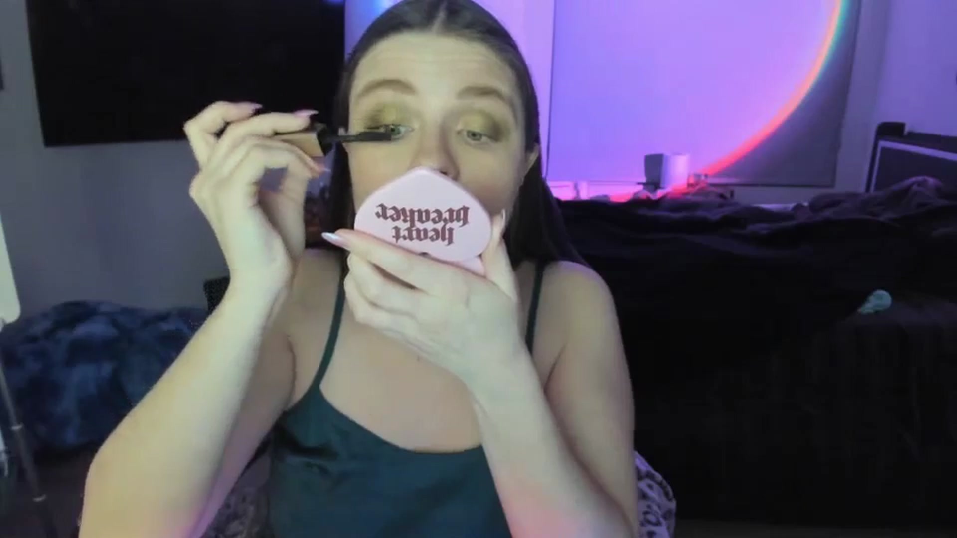 Gallery image thumbnail from Serina_'s myfreecams stream on, 01/28/2025, 09:35 image 17 of 20