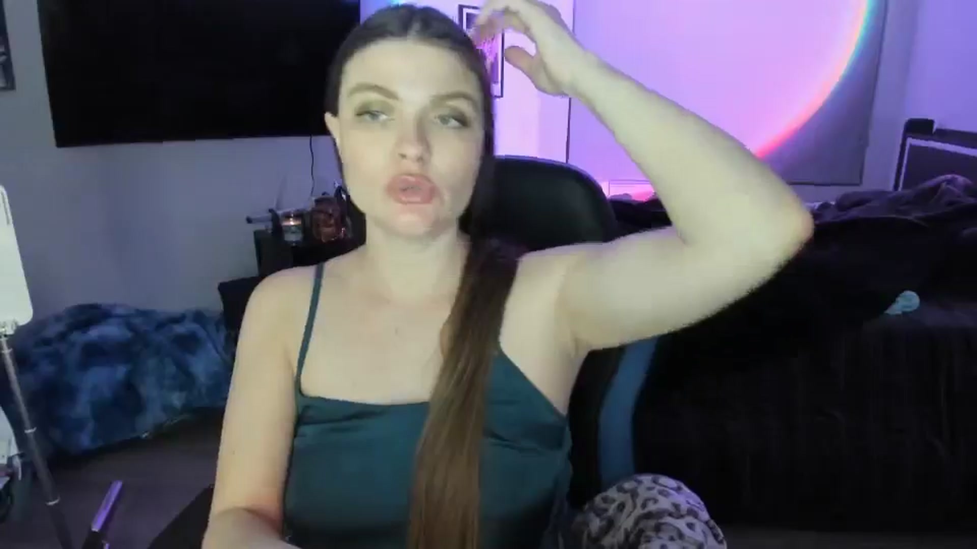 Gallery image thumbnail from Serina_'s myfreecams stream on, 01/28/2025, 10:18 image 3 of 20