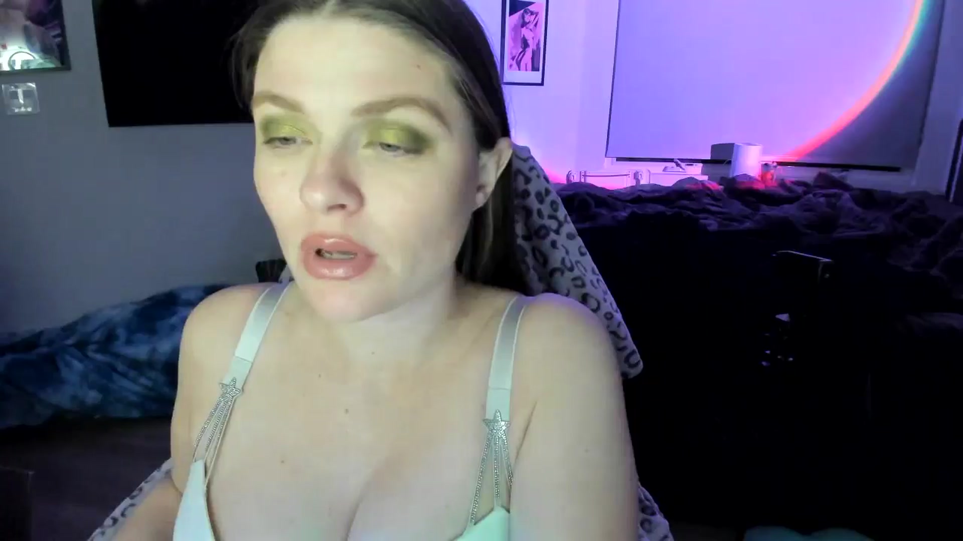 Gallery image thumbnail from Serina_'s myfreecams stream on, 01/30/2025, 09:51 image 10 of 20