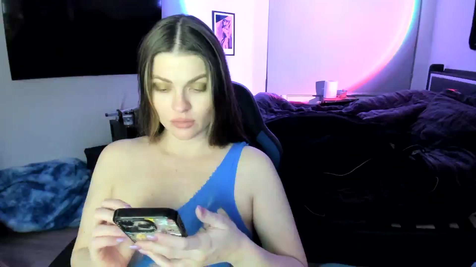 Gallery image thumbnail from Serina_'s myfreecams stream on, 02/04/2025, 06:25 image 5 of 20