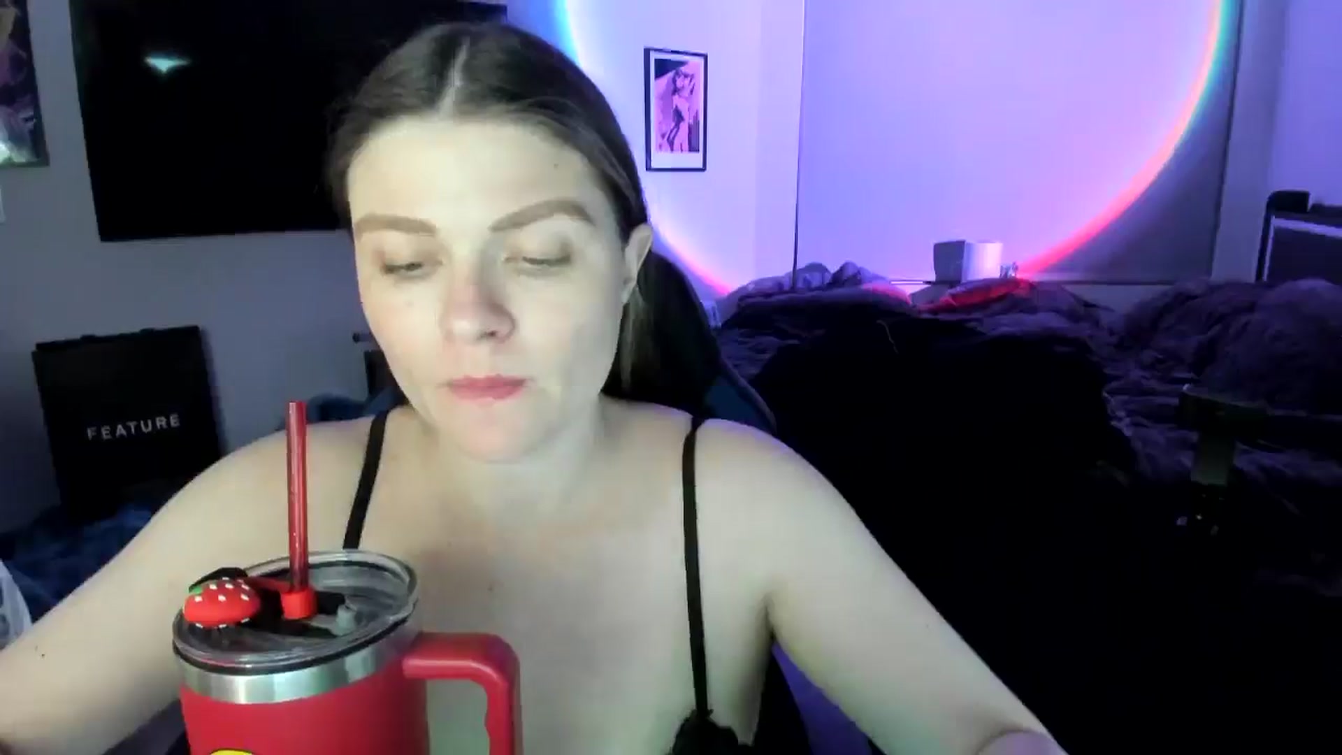 Gallery image thumbnail from Serina_'s myfreecams stream on, 02/06/2025, 10:18 image 13 of 20
