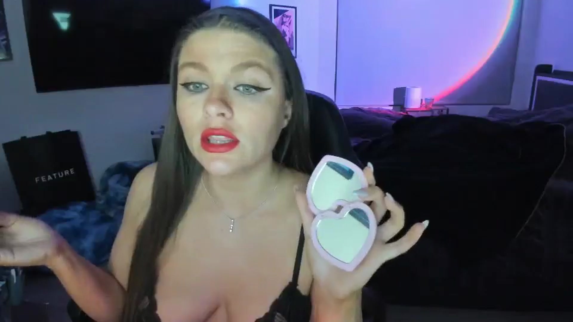 Gallery image thumbnail from Serina_'s myfreecams stream on, 02/14/2025, 08:49 image 6 of 20