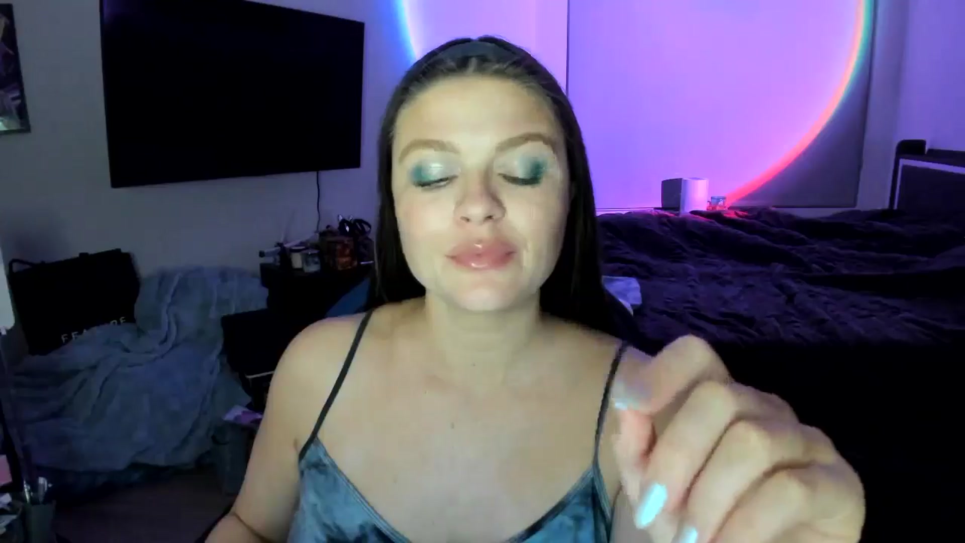 Gallery image thumbnail from Serina_'s myfreecams stream on, 02/22/2025, 10:39 image 13 of 20