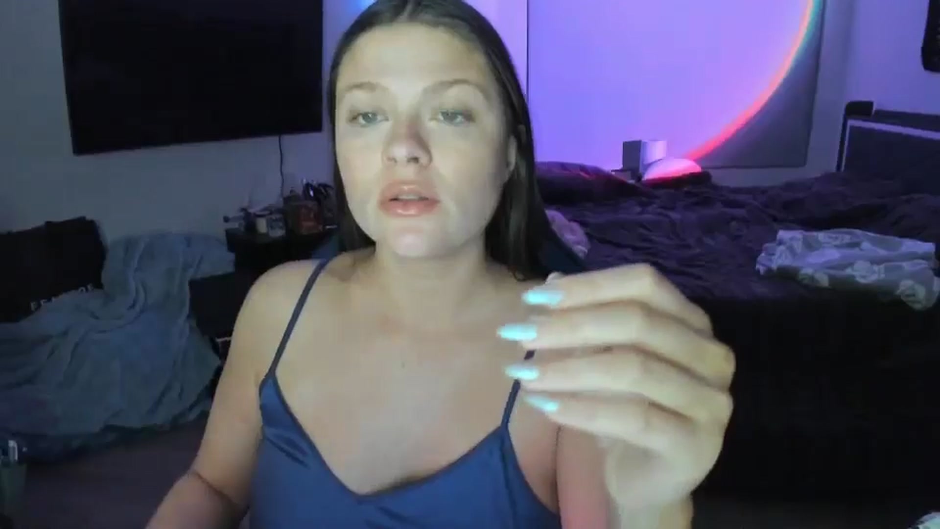 Gallery image thumbnail from Serina_'s myfreecams stream on, 02/23/2025, 07:07 image 9 of 20