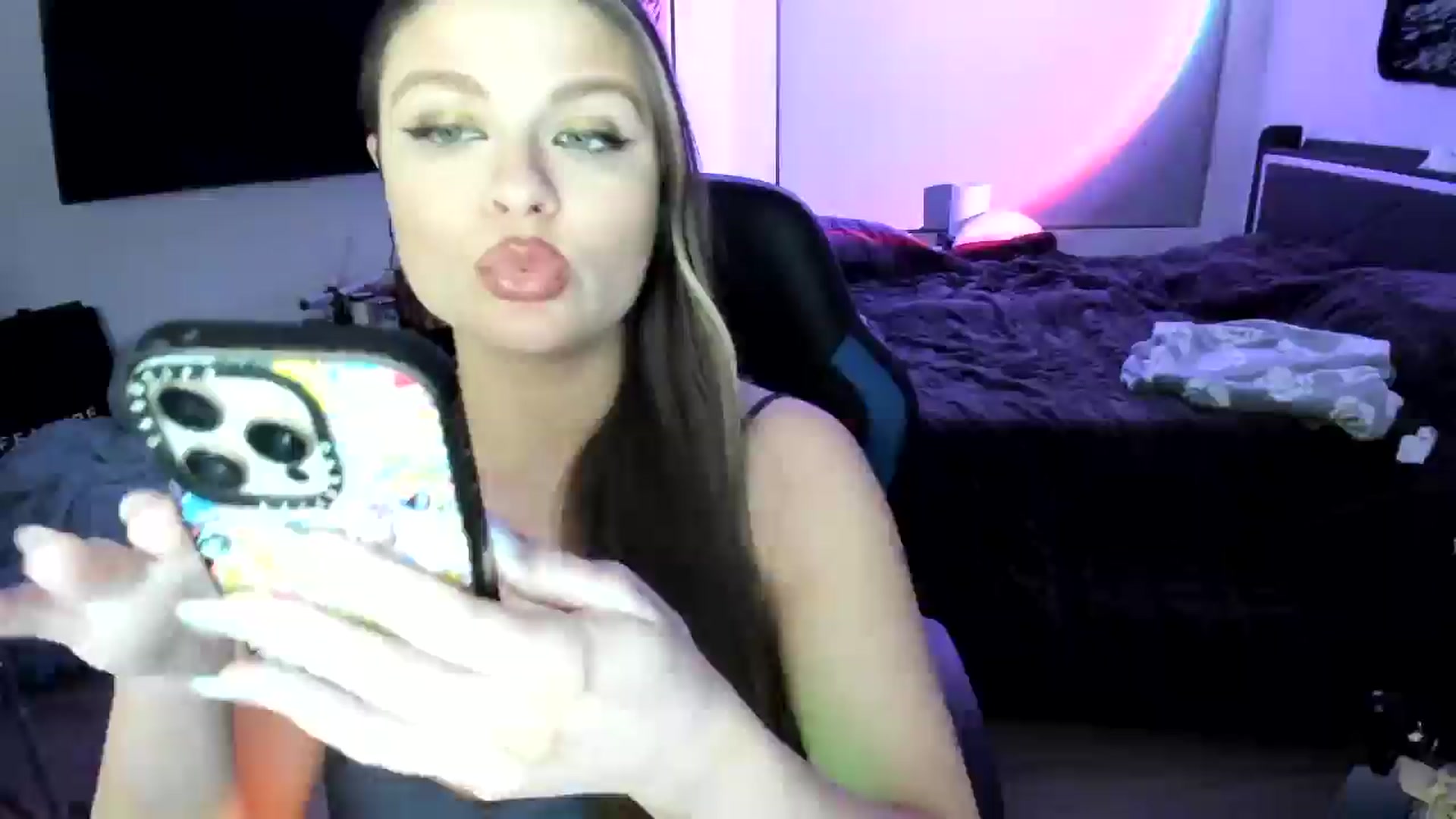 Gallery image thumbnail from Serina_'s myfreecams stream on, 02/23/2025, 10:47 image 9 of 20