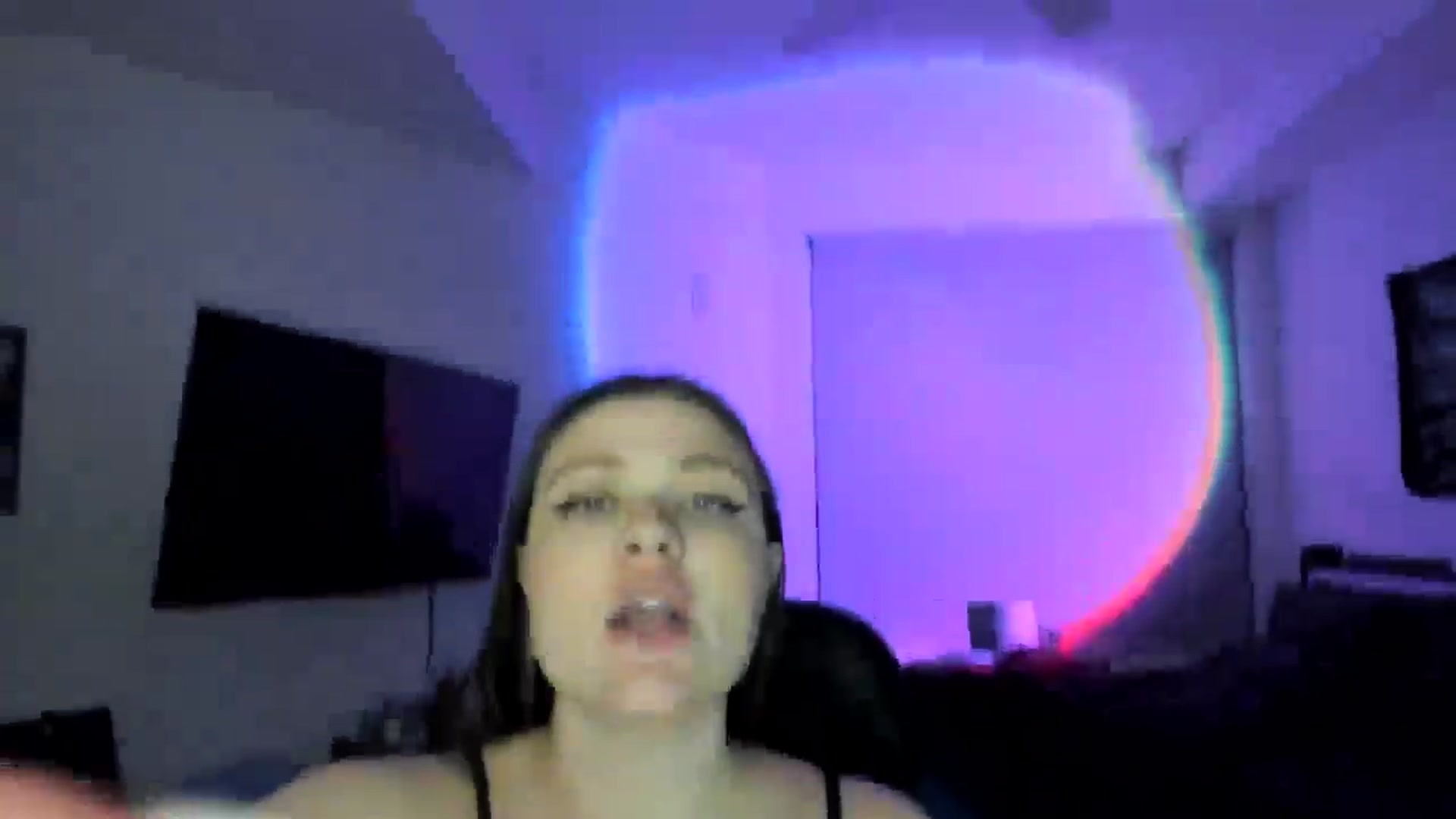 Gallery image thumbnail from Serina_'s myfreecams stream on, 03/01/2025, 09:40 image 13 of 20