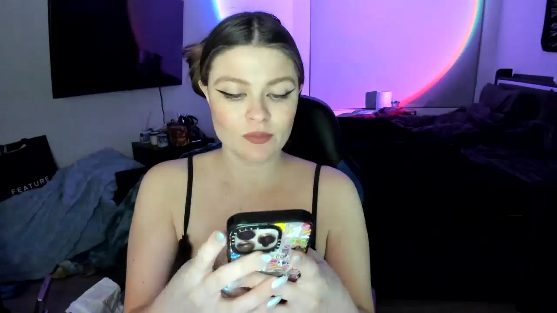 Gallery image thumbnail from Serina_'s myfreecams stream on, 03/01/2025, 10:44 image 3 of 20