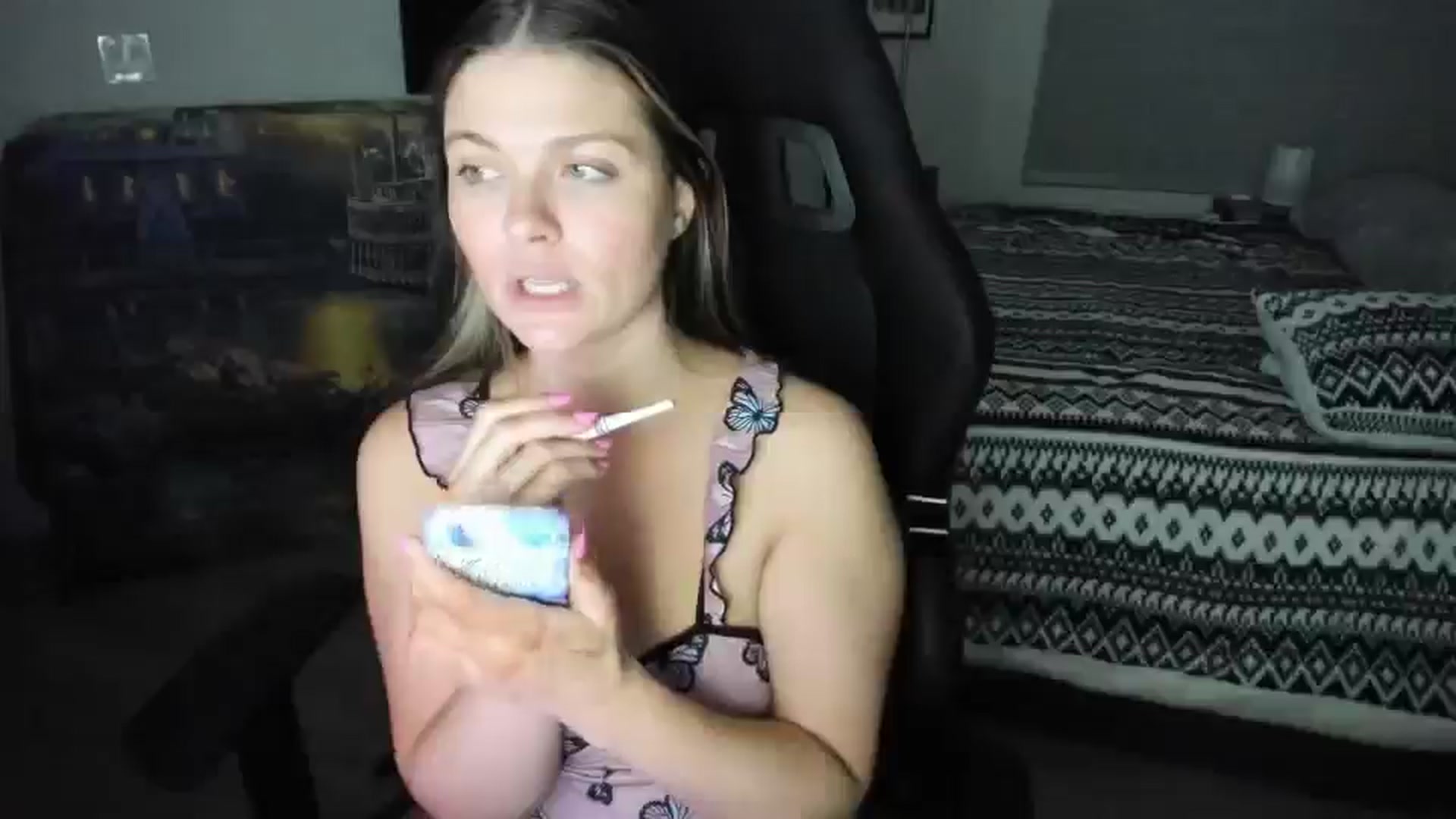 Gallery image thumbnail from Serina_'s myfreecams stream on, 09/20/2025, 06:47 image 20 of 20