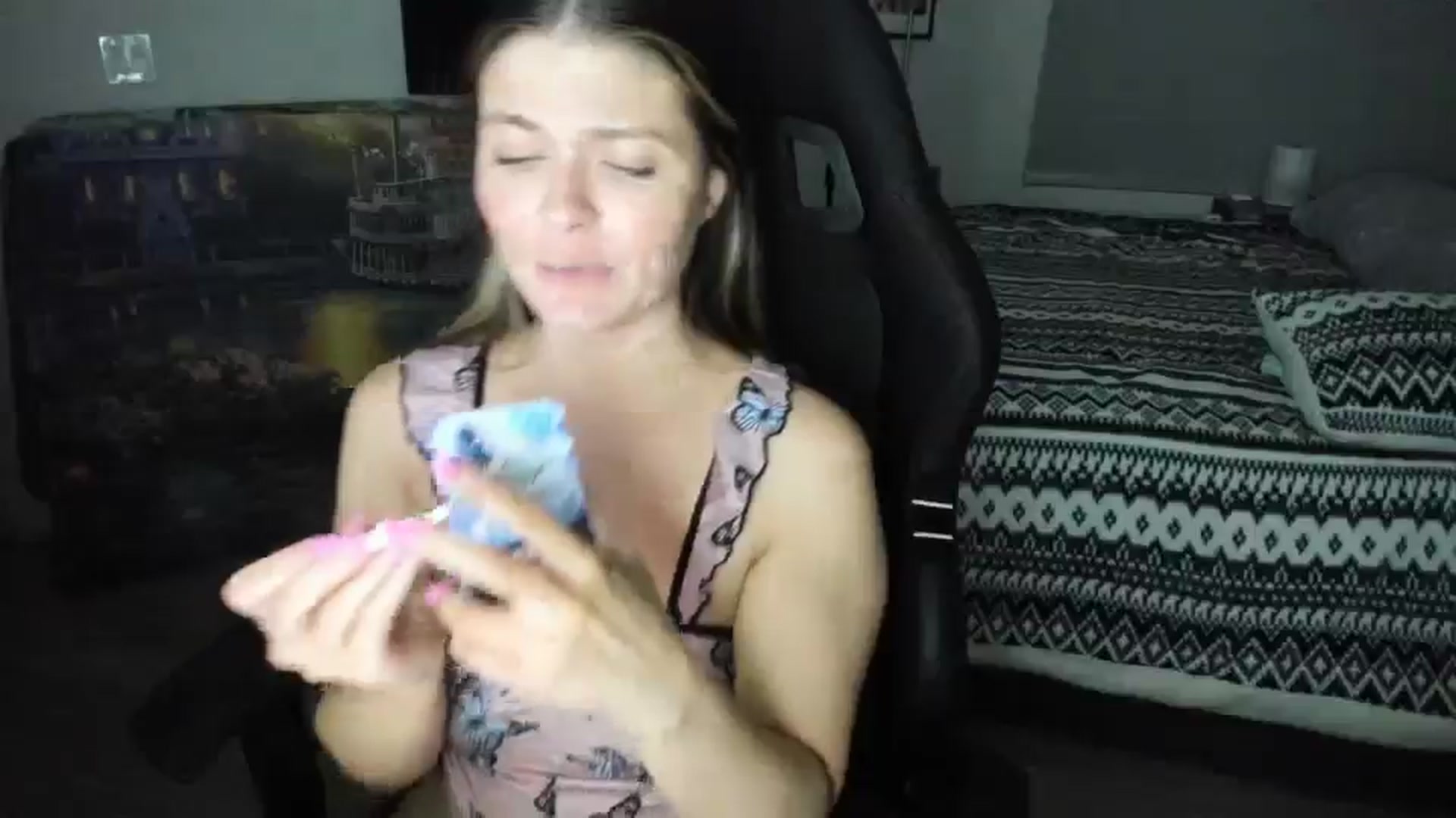 Gallery image thumbnail from Serina_'s myfreecams stream on, 09/20/2025, 06:47 image 19 of 20