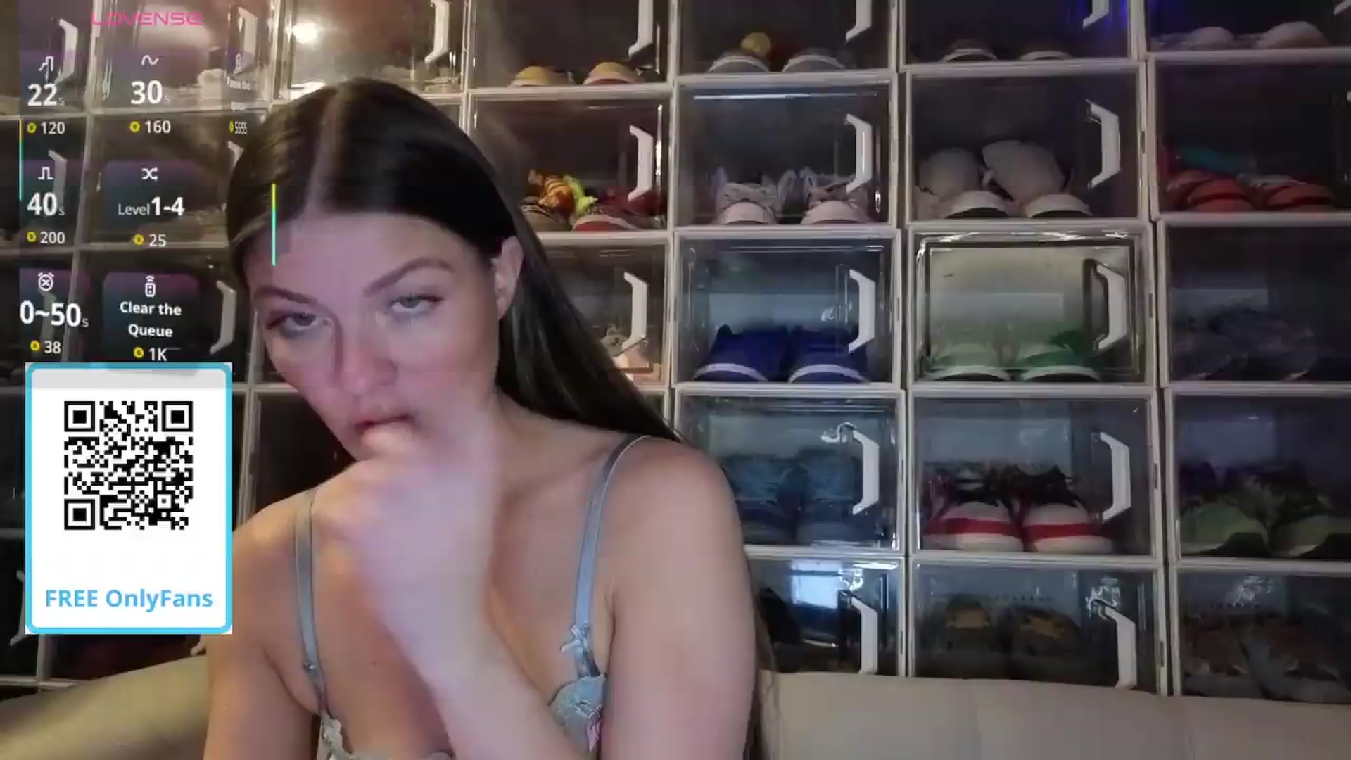 Gallery image thumbnail from Serina_'s myfreecams stream on, 08/13/2026, 09:14 image 9 of 20